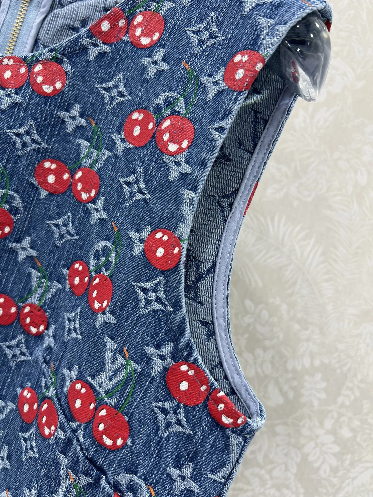 Louis Vuitton 25新款樱桃ブルーデニムワンピース - 画像 (7)