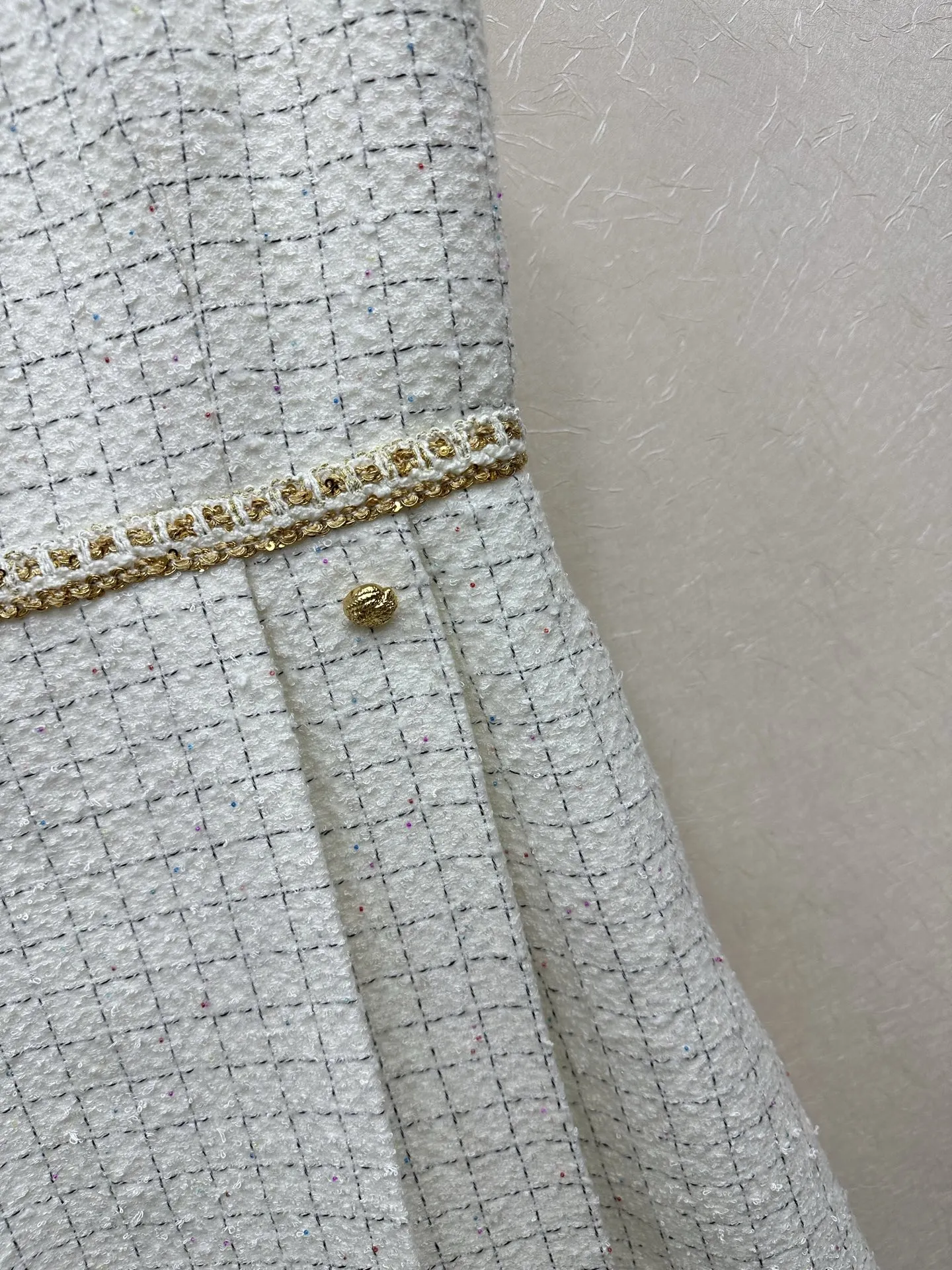 Chanel 白い小香風ドレス 半袖スタイル - 画像 (3)