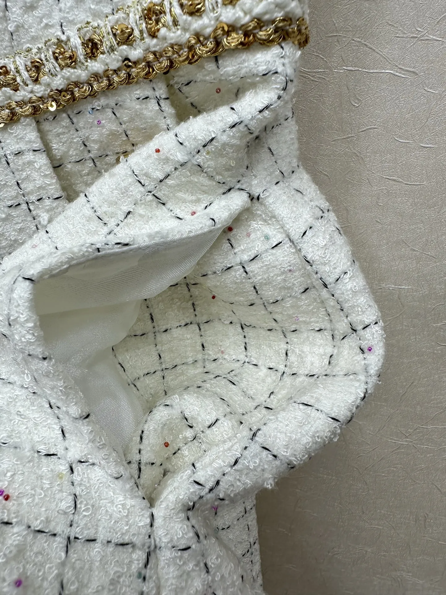 Chanel 白い小香風ドレス 半袖スタイル - 画像 (4)