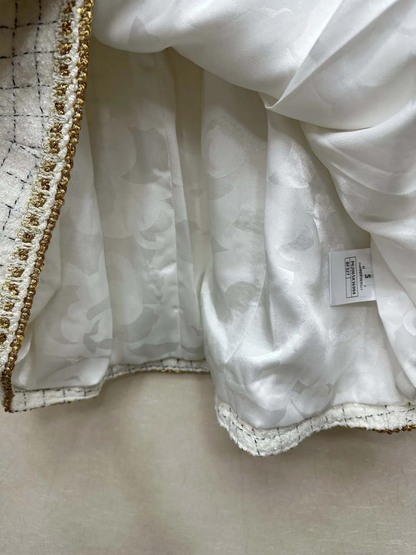 Chanel 白い小香風ドレス 半袖スタイル - 画像 (5)