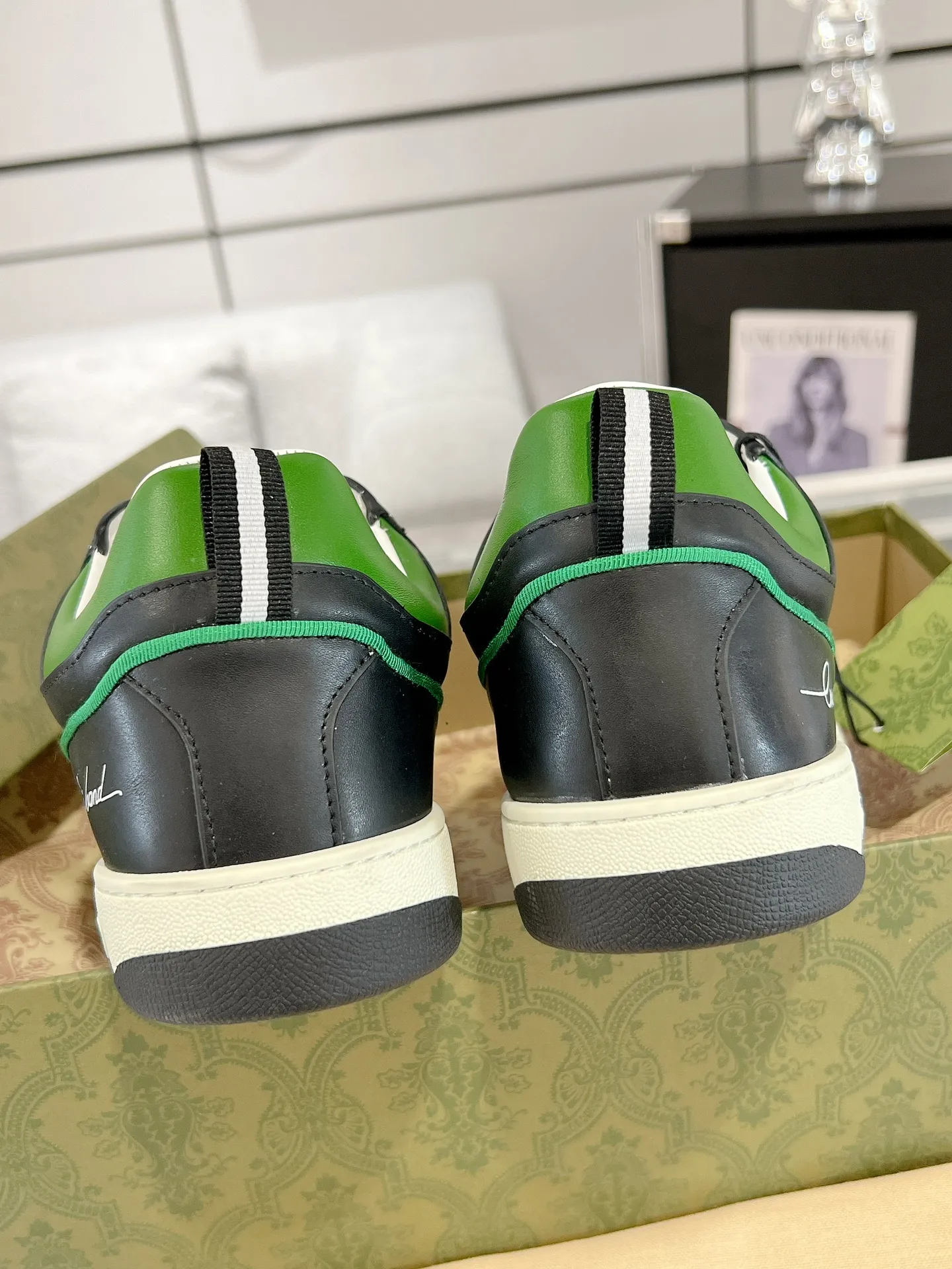 Gucci ホワイトグリーン カップル スニーカー - 画像 (9)