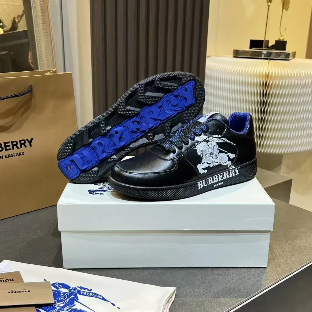 バーバリー ブラック スニーカー 新モデル - 画像 (5)
