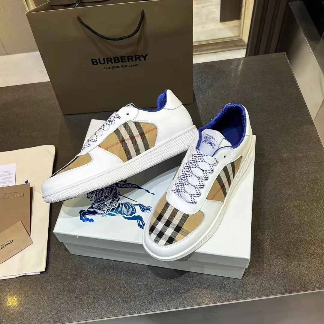 BURBERRY ホワイトチェックスニーカー 新作 - 画像 (5)