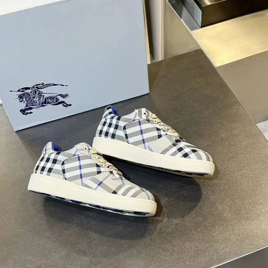 Burberry 2024新作チェック柄スニーカーブルー - 画像 (7)