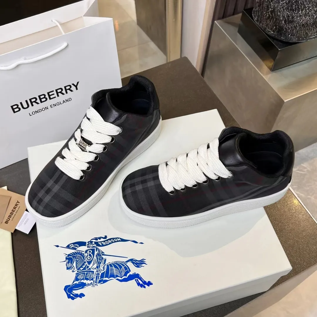 BURBERRY 2024イタリア製ストレッチナイロンスニーカー ブラックチェック柄 - 画像 (7)