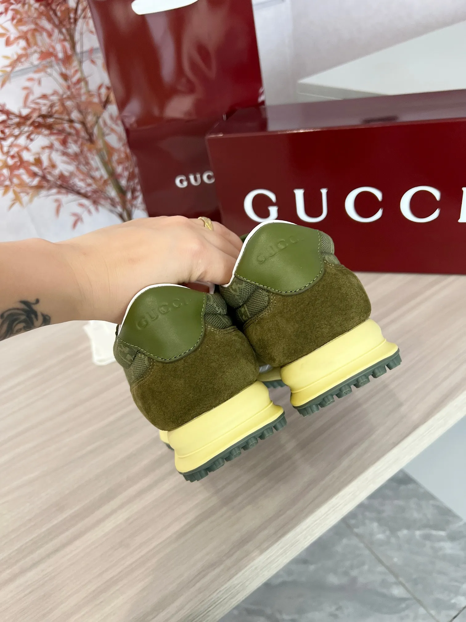 Gucci Re-Motion グリーン厚底スニーカー - 画像 (5)