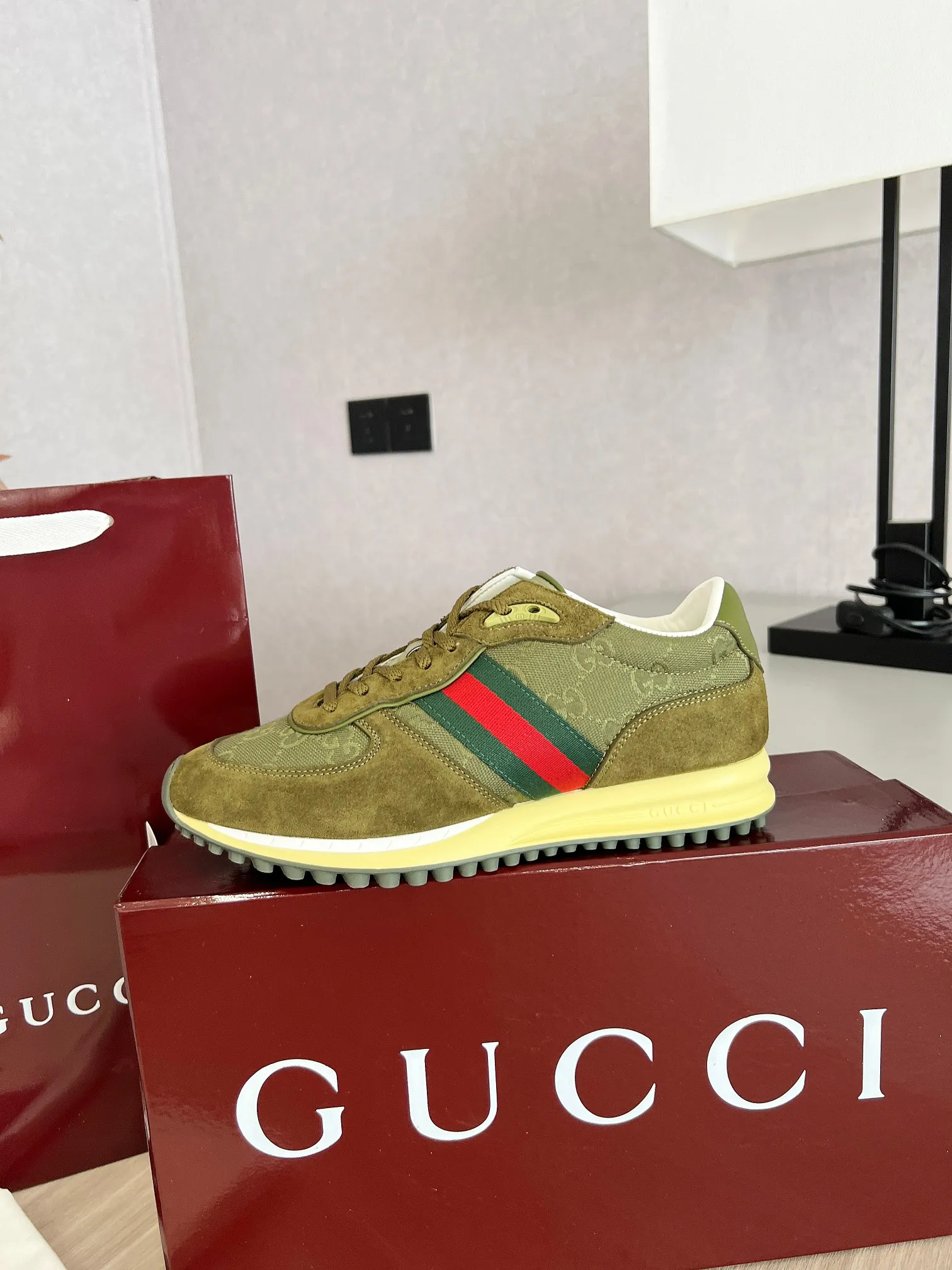 Gucci Re-Motion グリーン厚底スニーカー - 画像 (9)