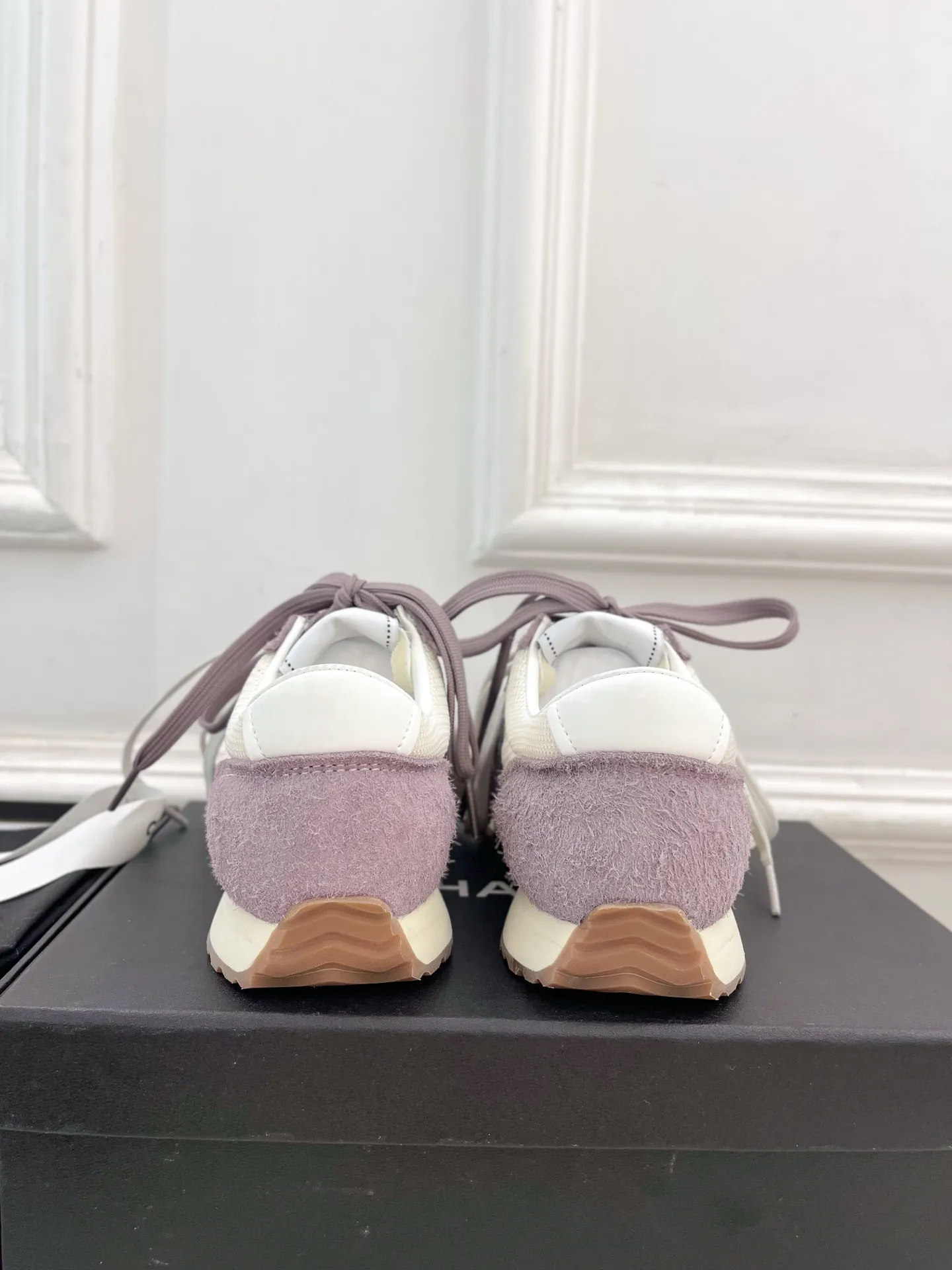 CHANEL 2025春夏新作 紫色スニーカー - 画像 (8)