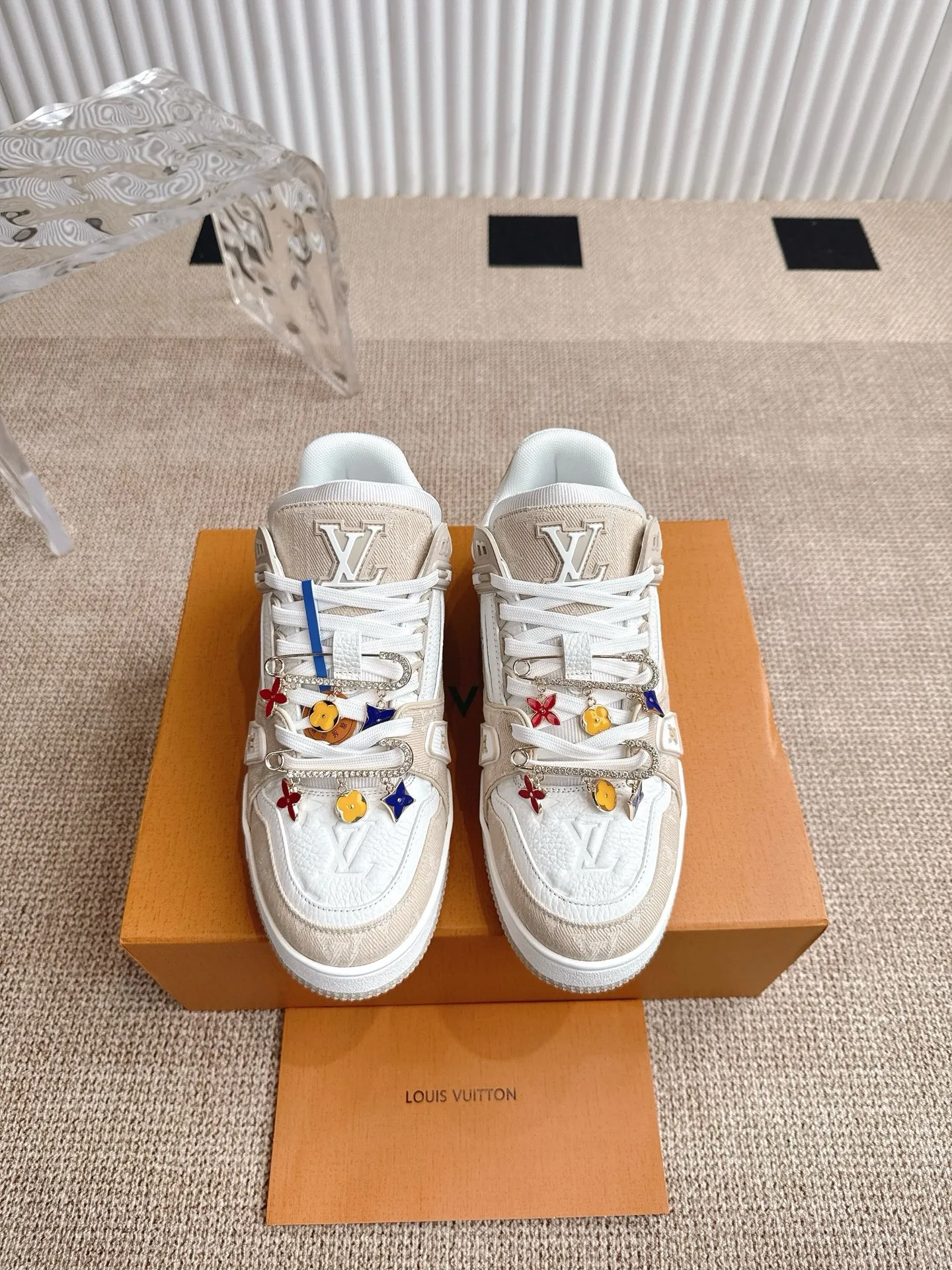 Louis Vuitton ホワイト LV Trainer - 画像 (4)
