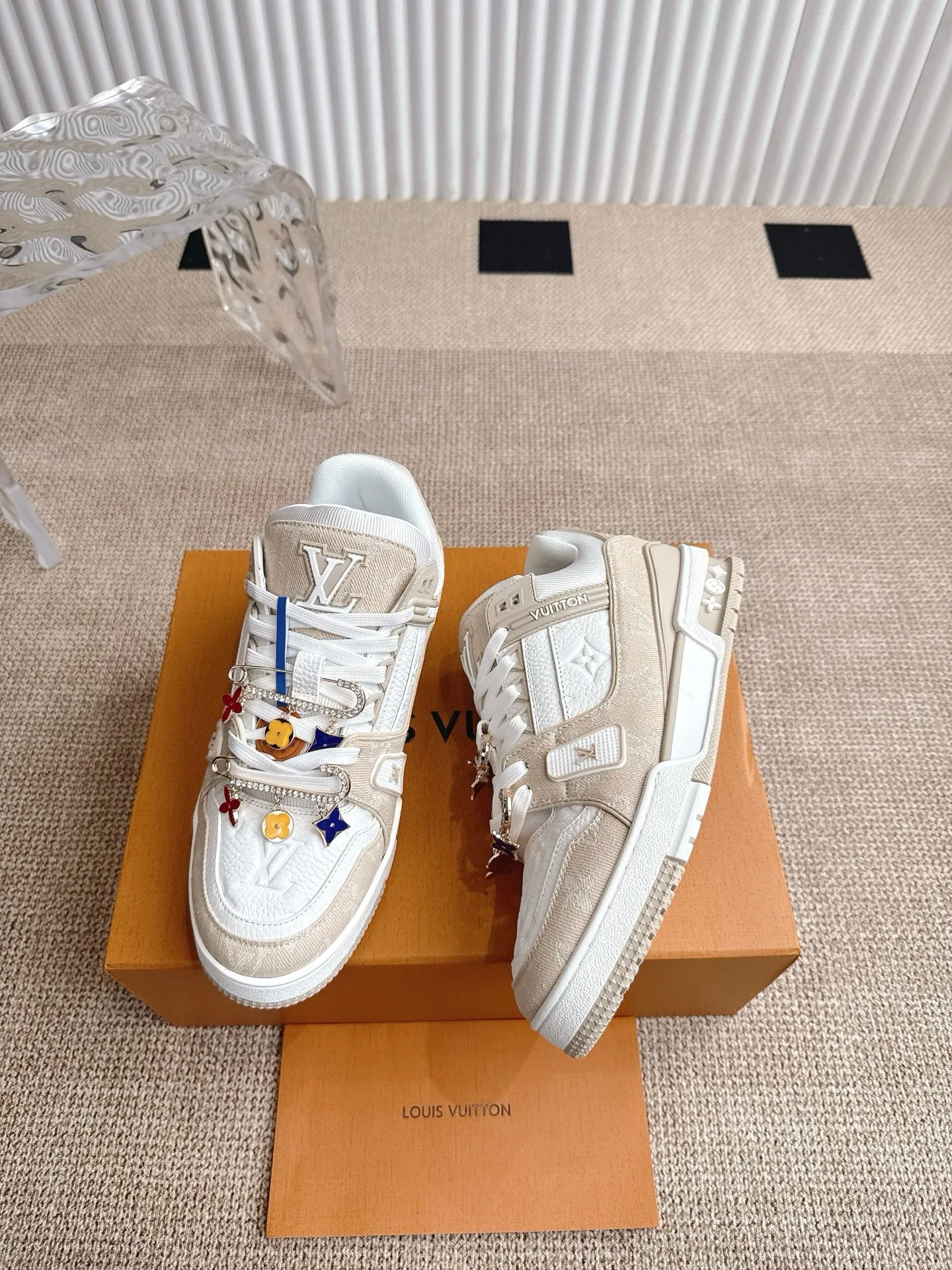 Louis Vuitton ホワイト LV Trainer - 画像 (6)