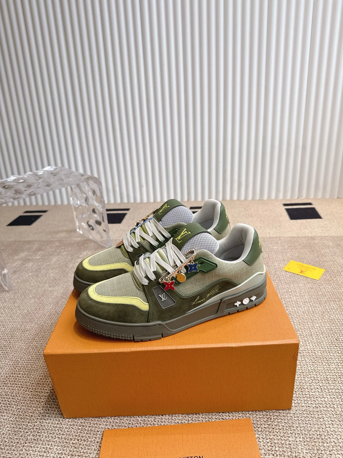 Louis Vuitton 緑色 LV Trainer