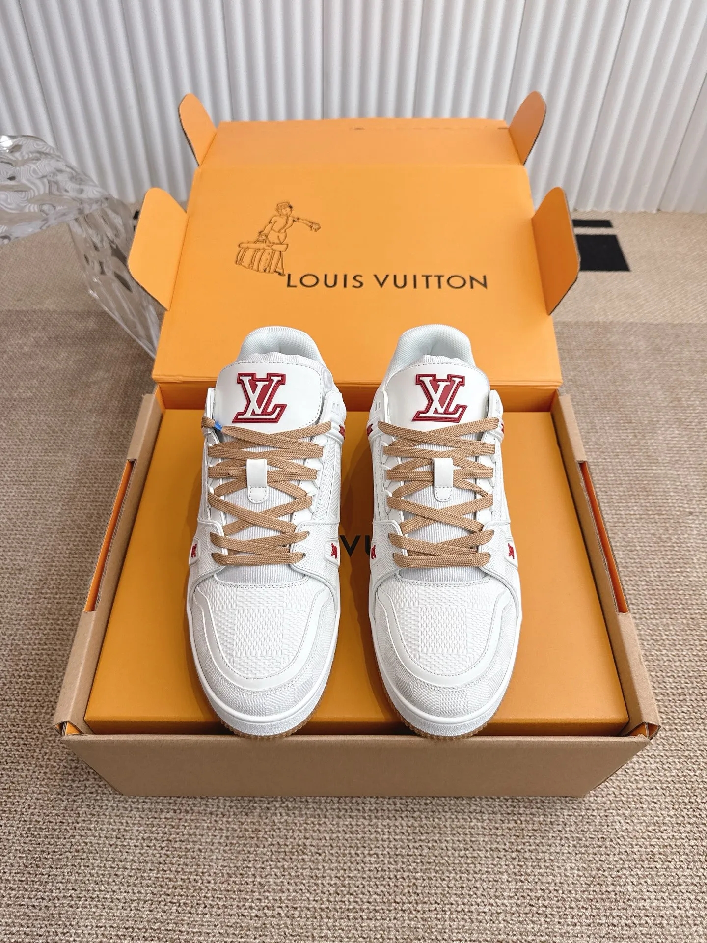 LOUIS VUITTON 白 Trainer スニーカー - 画像 (3)