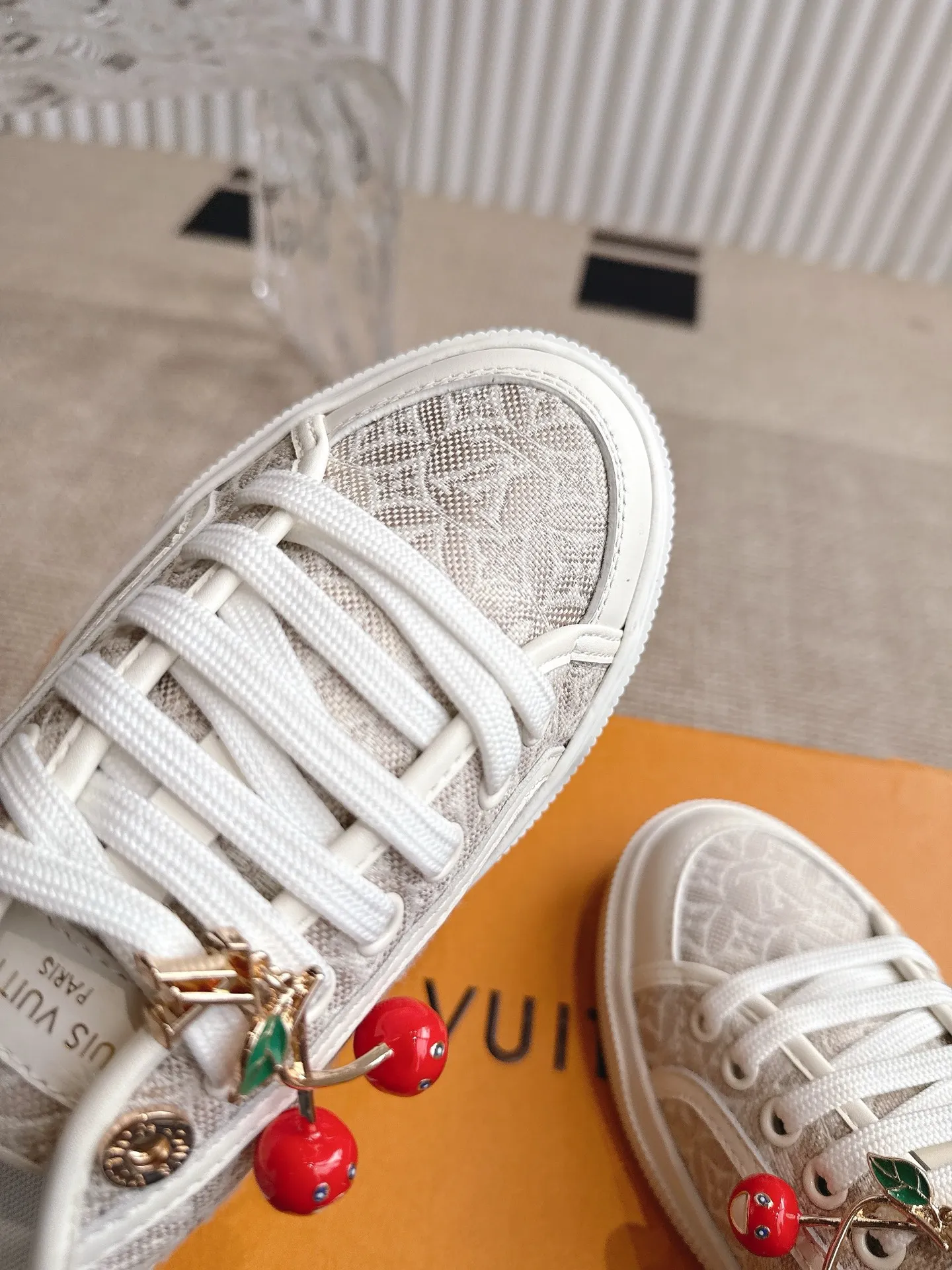 LOUIS VUITTON LAGOON スニーカー ホワイト - 画像 (5)