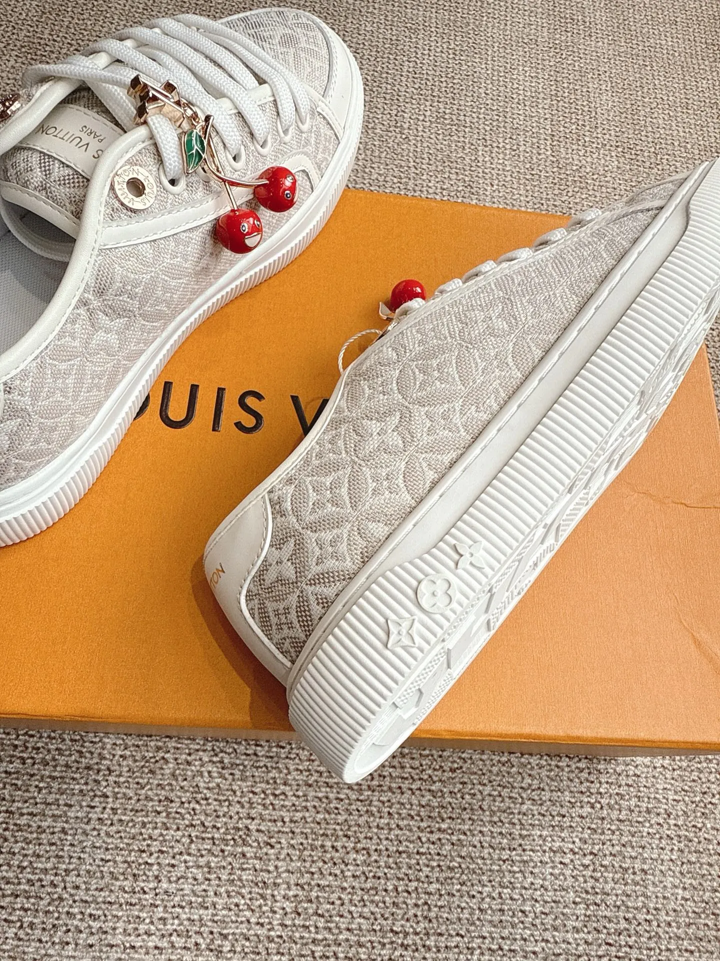 LOUIS VUITTON LAGOON スニーカー ホワイト - 画像 (9)