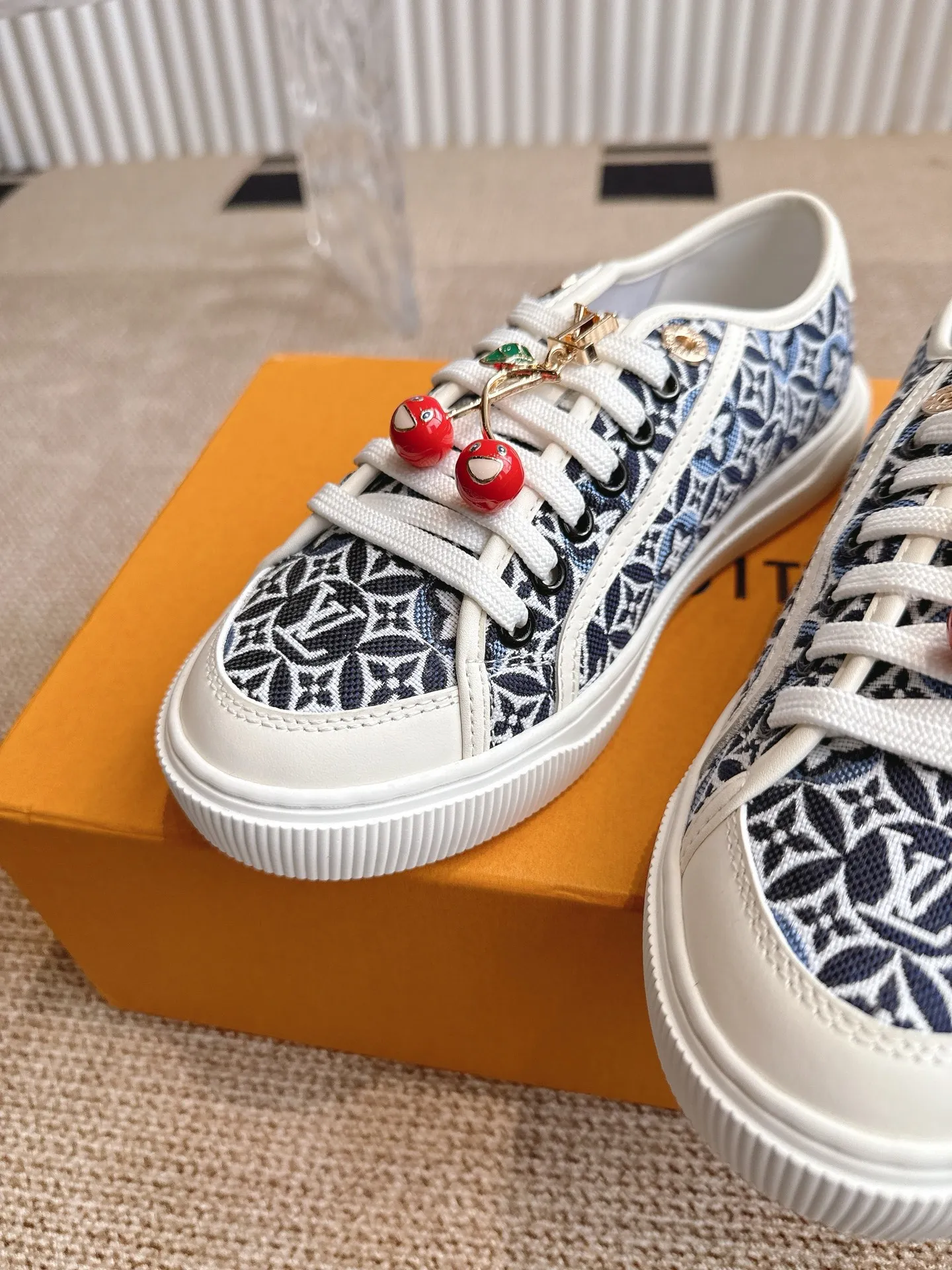 LOUIS VUITTON ラグーン スニーカー - 画像 (5)