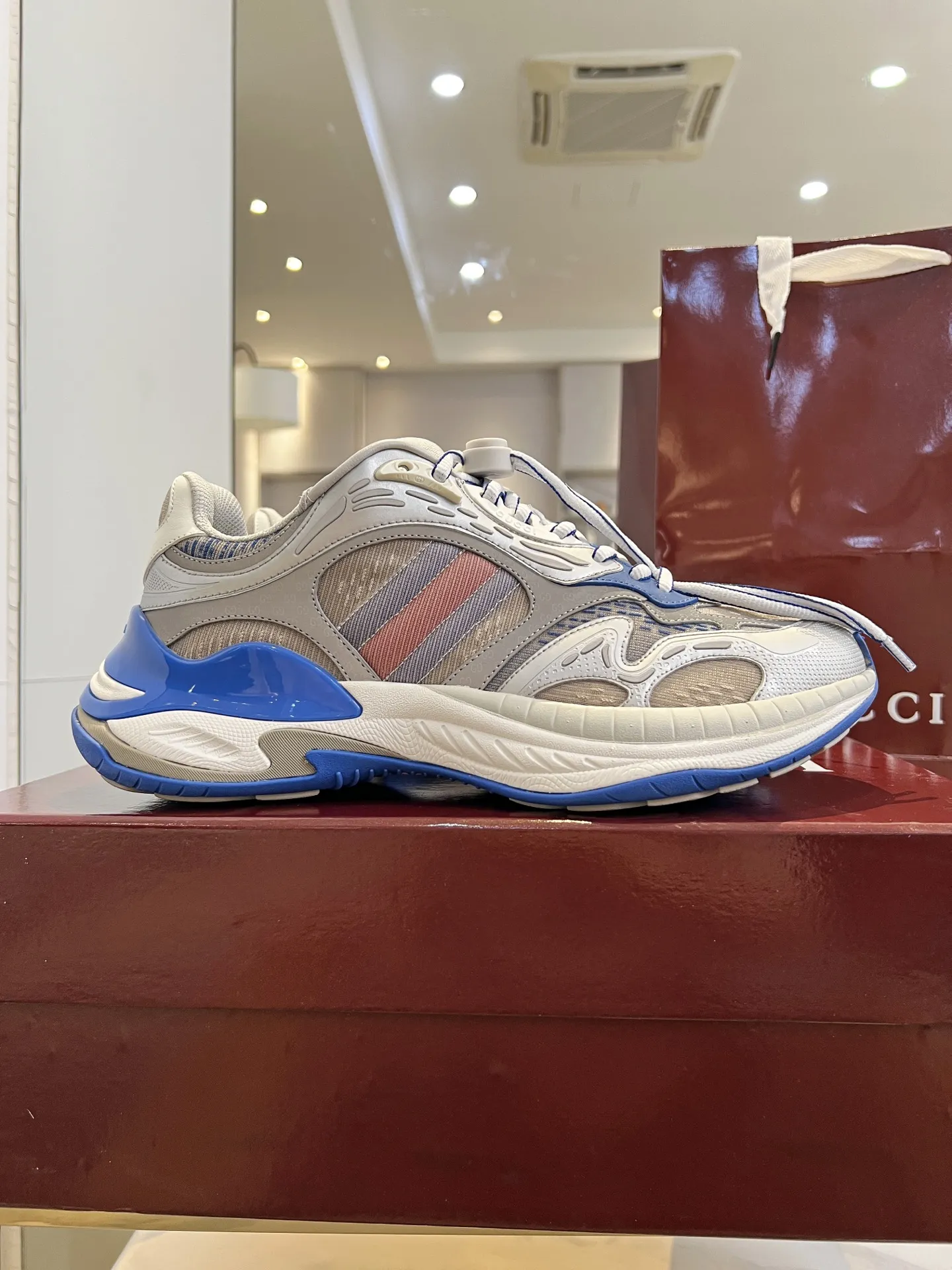 Gucci 2.0スニーカー カラーブロック クラシックストライプ - 画像 (10)