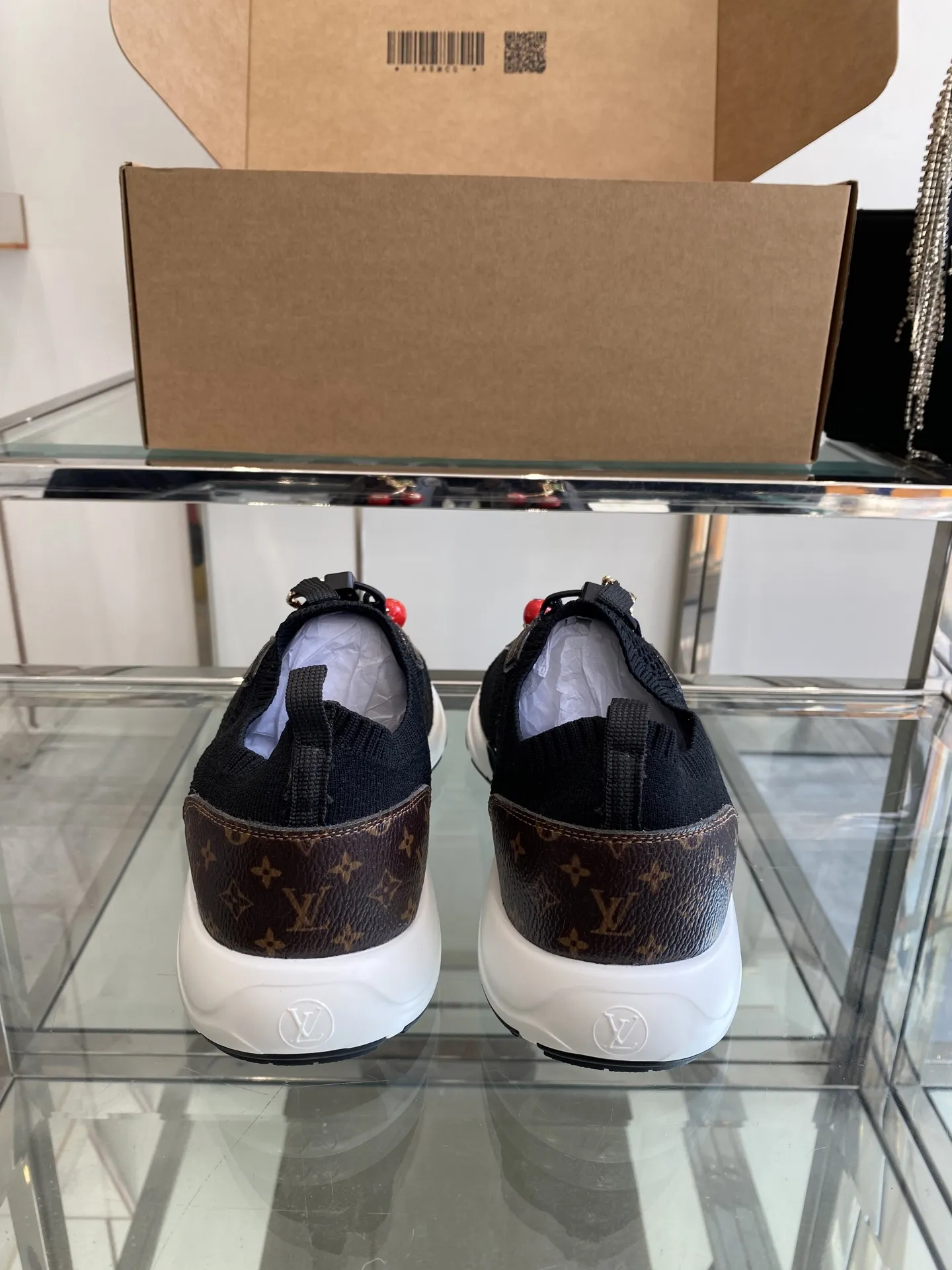 LOUIS VUITTON 黒 ソックスシューズ - 画像 (10)