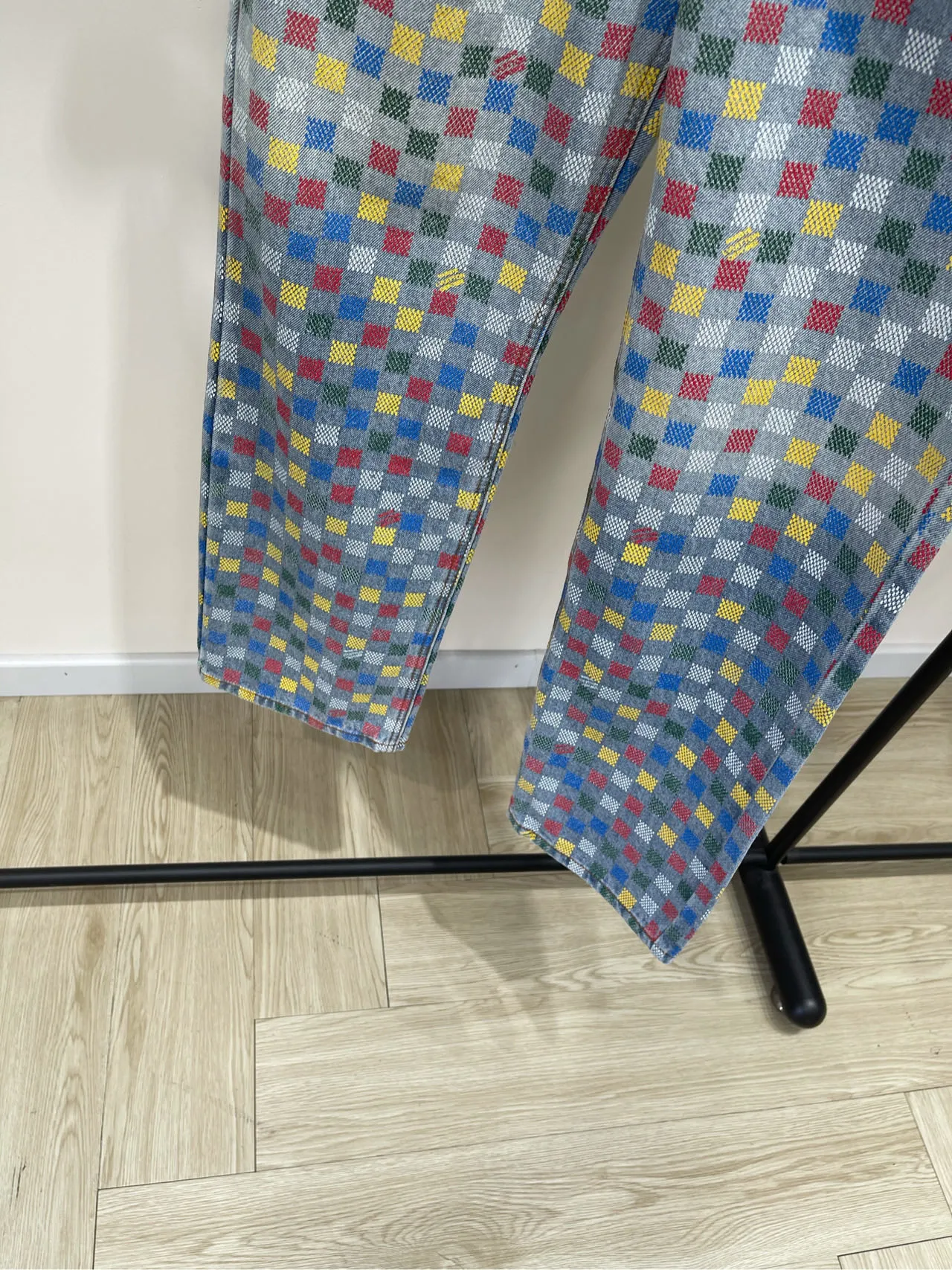 Louis Vuitton カラフルモザイク デニム長ズボン - 画像 (7)