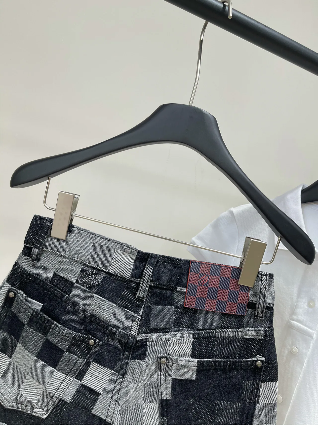 Louis Vuitton グレー黒チェック柄デニムショーツ - 画像 (9)