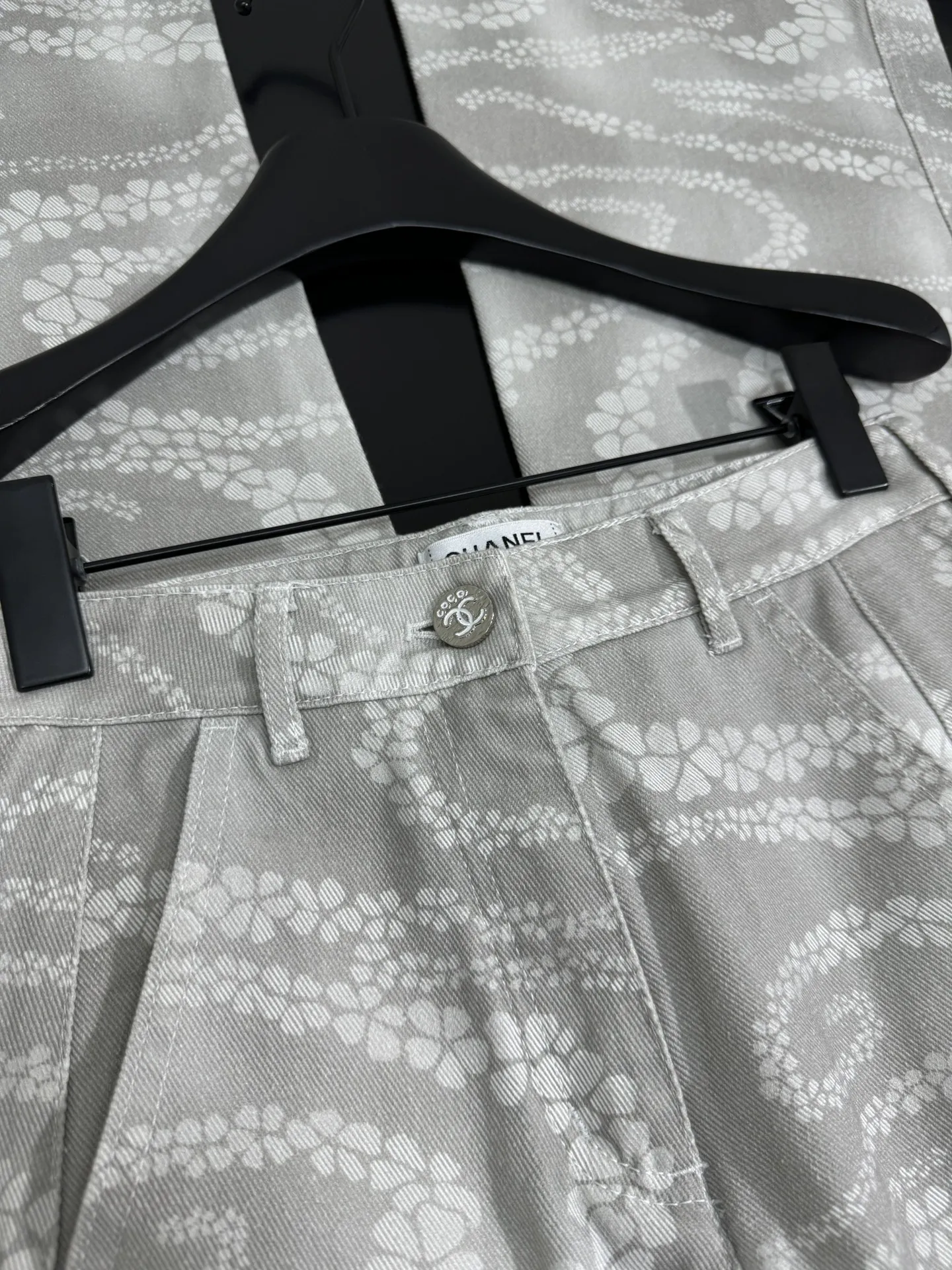 CHANELリゾート風マイクロフレズボン - 画像 (10)