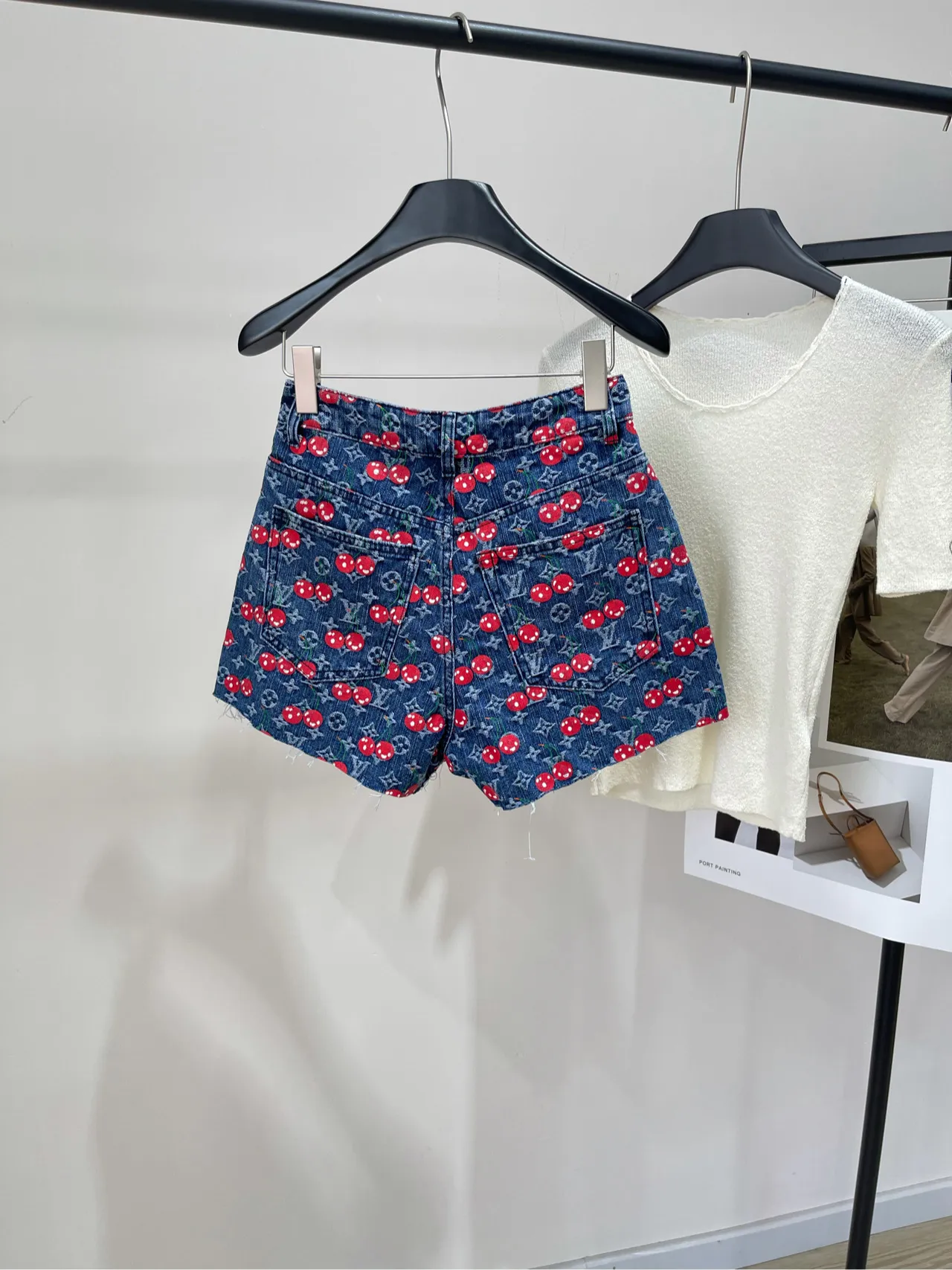 Louis Vuitton ダークブルーチェリーデニムショートパンツスリムスタイル - 画像 (9)