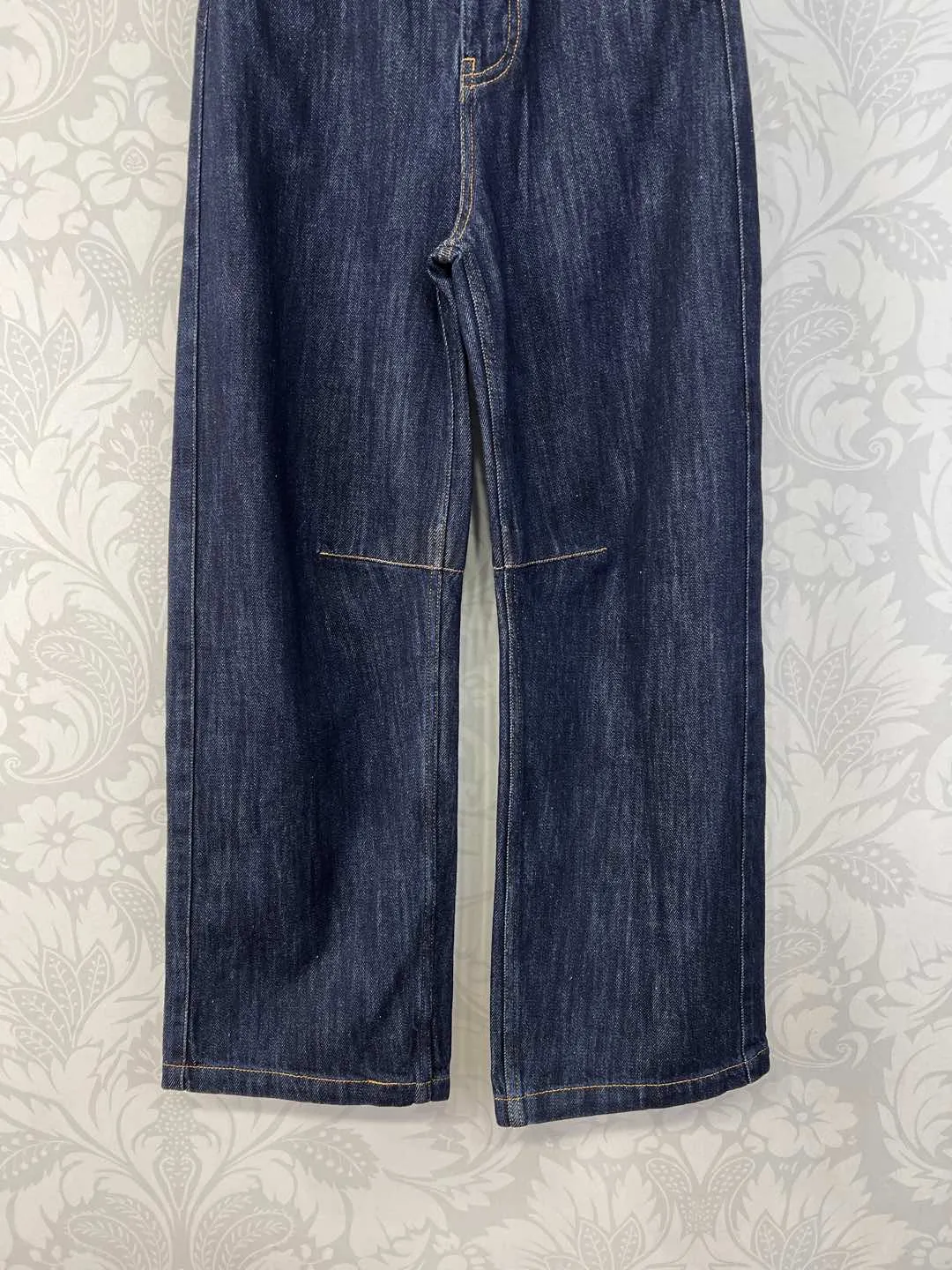 Loewe カマ型デニムパンツ ダークブルー ワイド - 画像 (7)