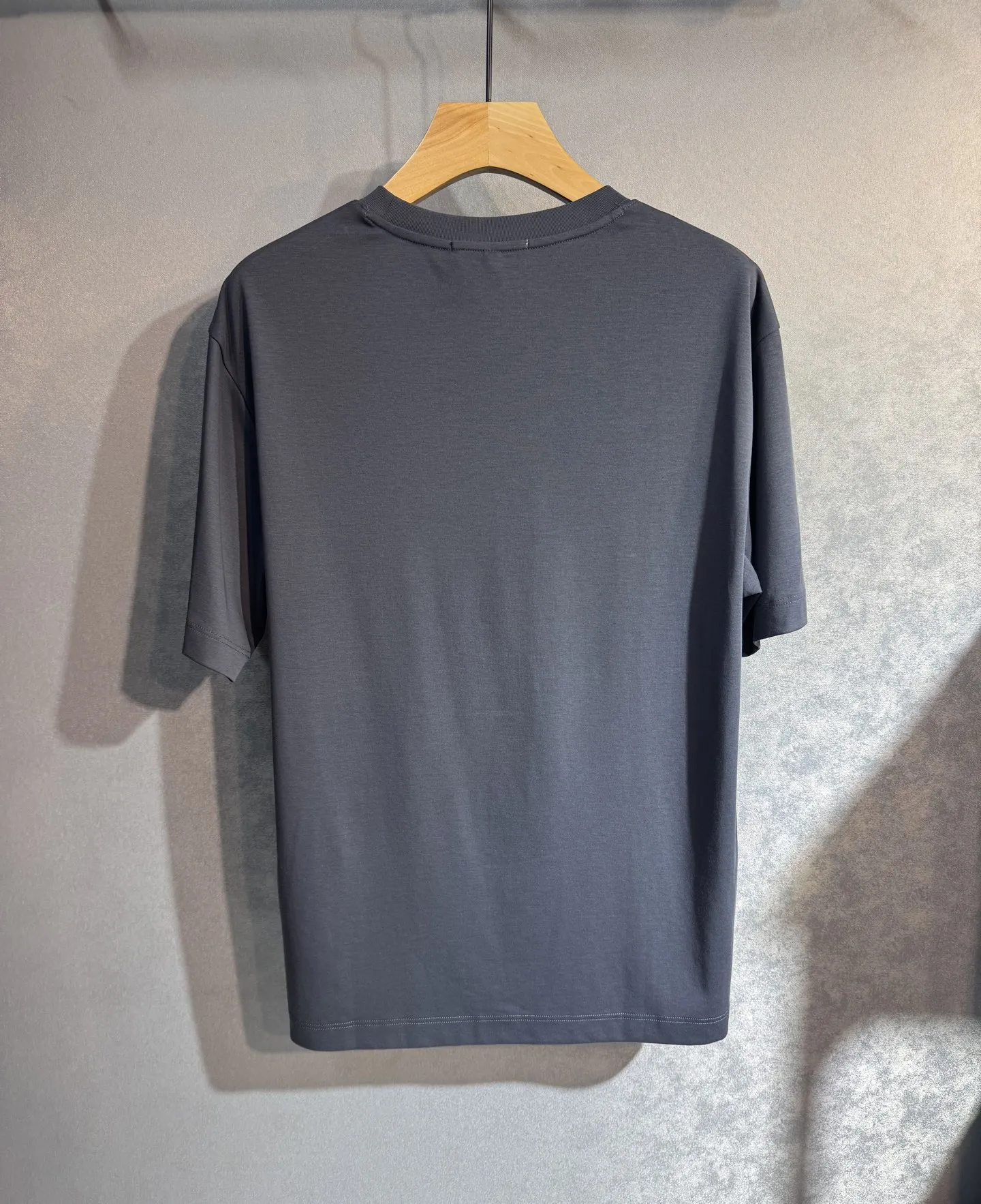 Christian Dior 25SS 新款Tシャツ 黒 - 画像 (3)
