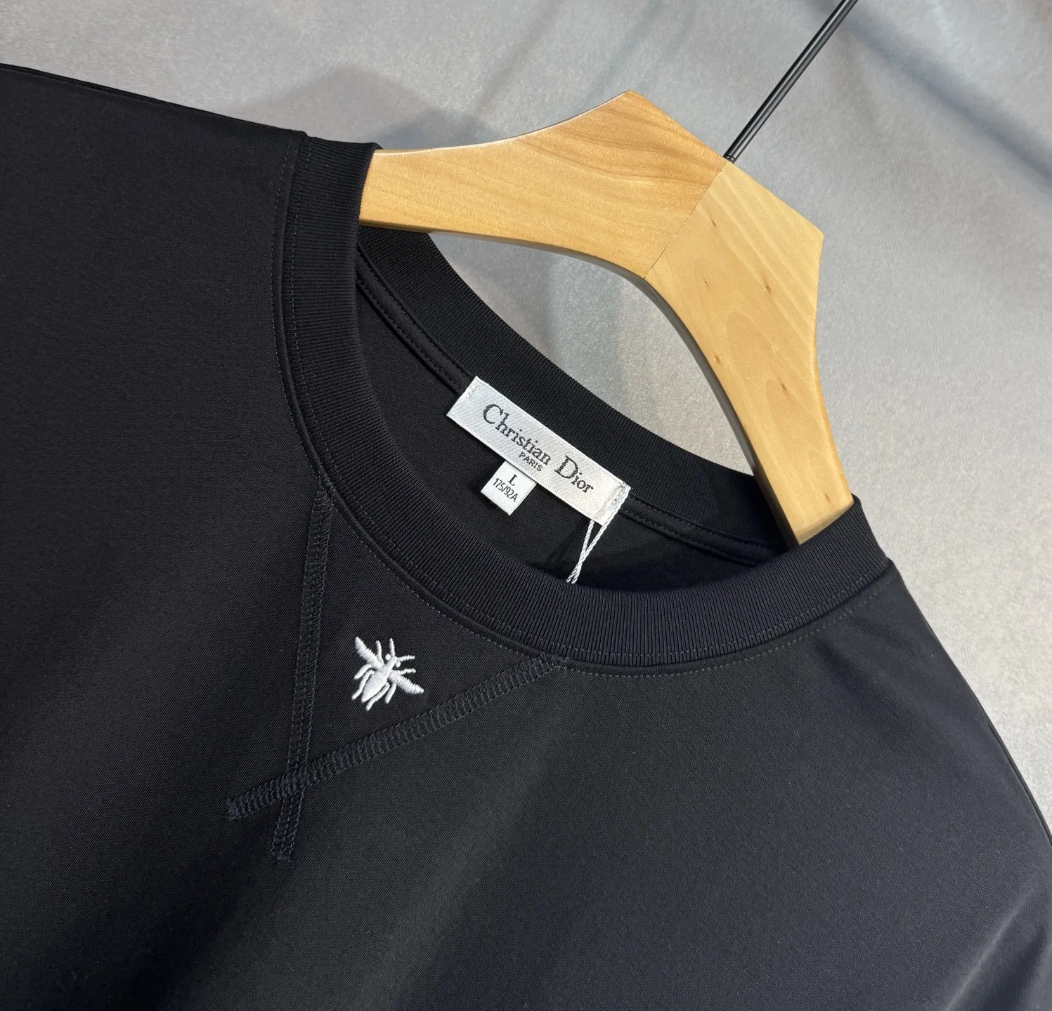 Christian Dior 黒色 シンプルTシャツ - 画像 (4)