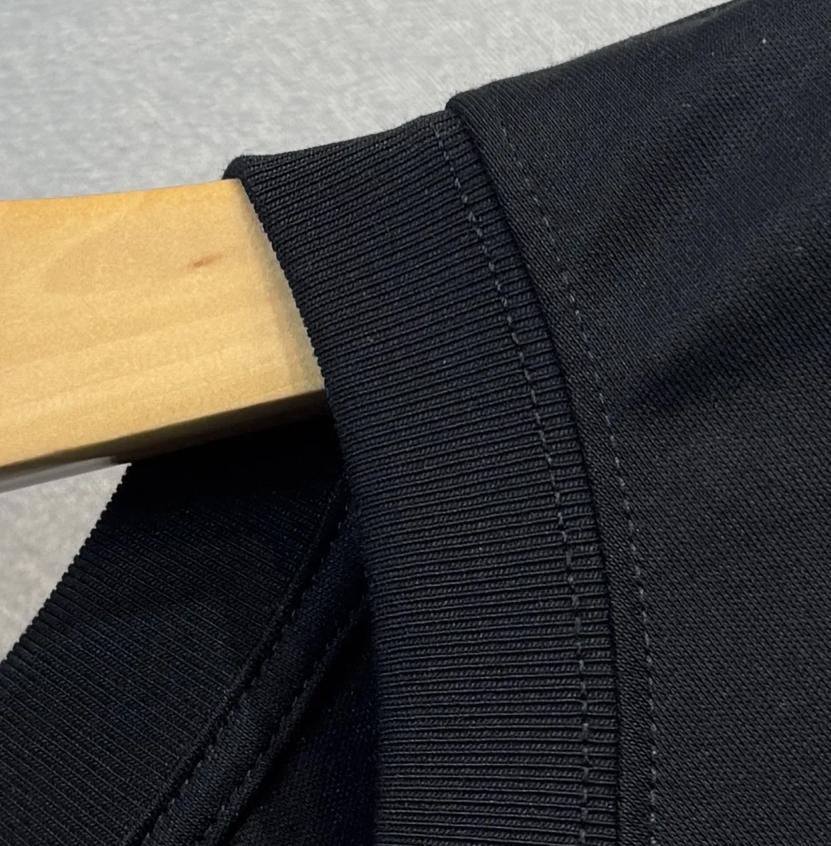 Christian Dior 黒色 シンプルTシャツ - 画像 (6)