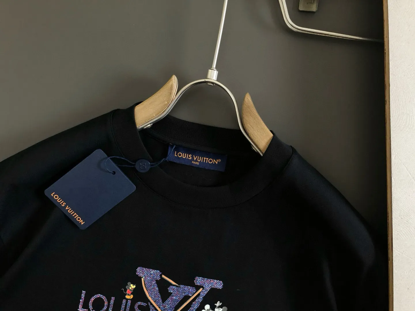 LOUIS VUITTON 白 Tシャツ 2025SS - 画像 (9)