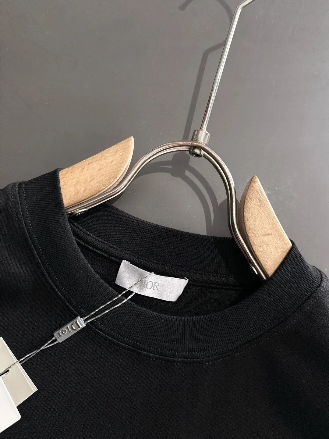 STONE ISLAND 黒 Tシャツ サイズ - 画像 (5)