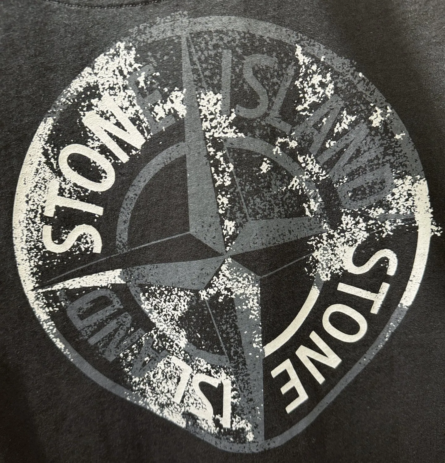 STONE ISLAND 黒 Tシャツ - 画像 (10)