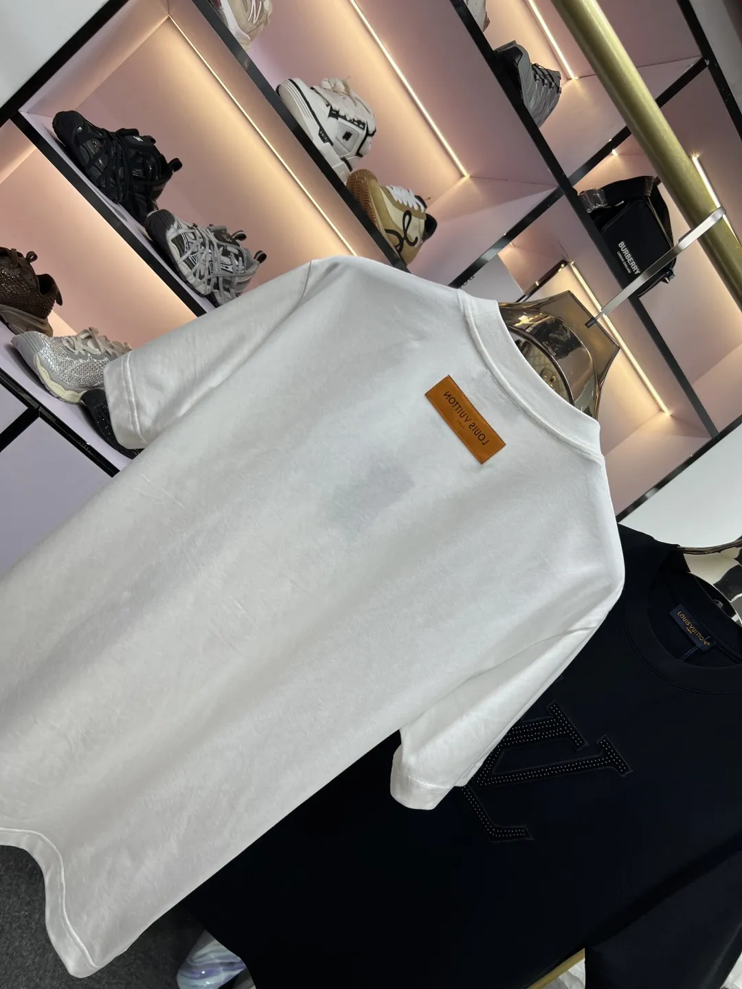 LV 2025 2025年夏新作 ホワイト 半袖Tシャツ ユニセックス - 画像 (10)