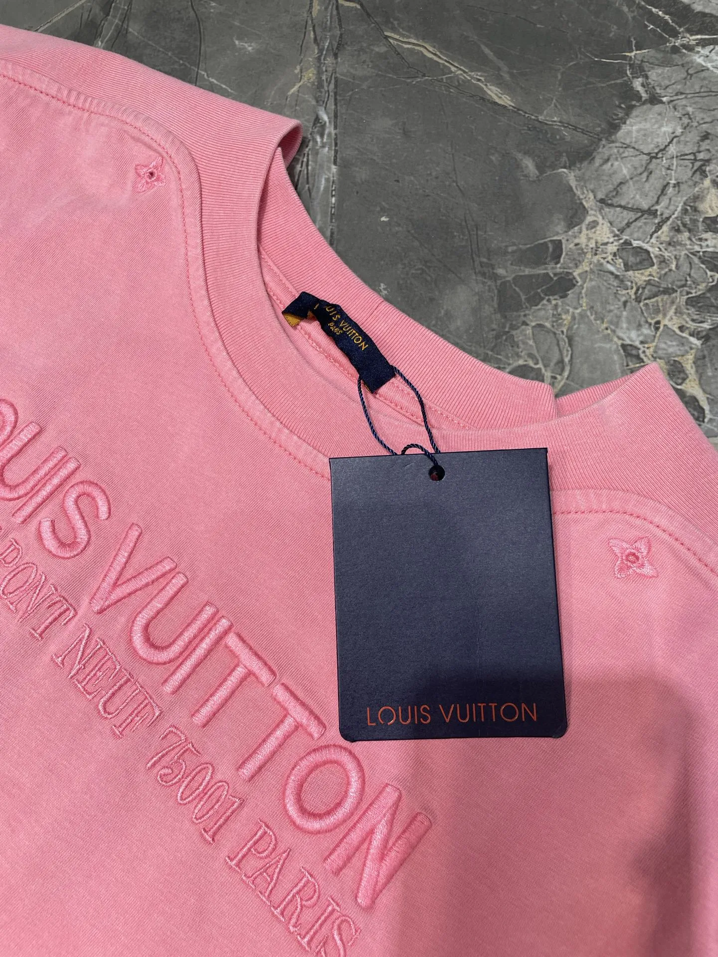 Louis Vuitton ピンク刺繍Tシャツ - 画像 (8)