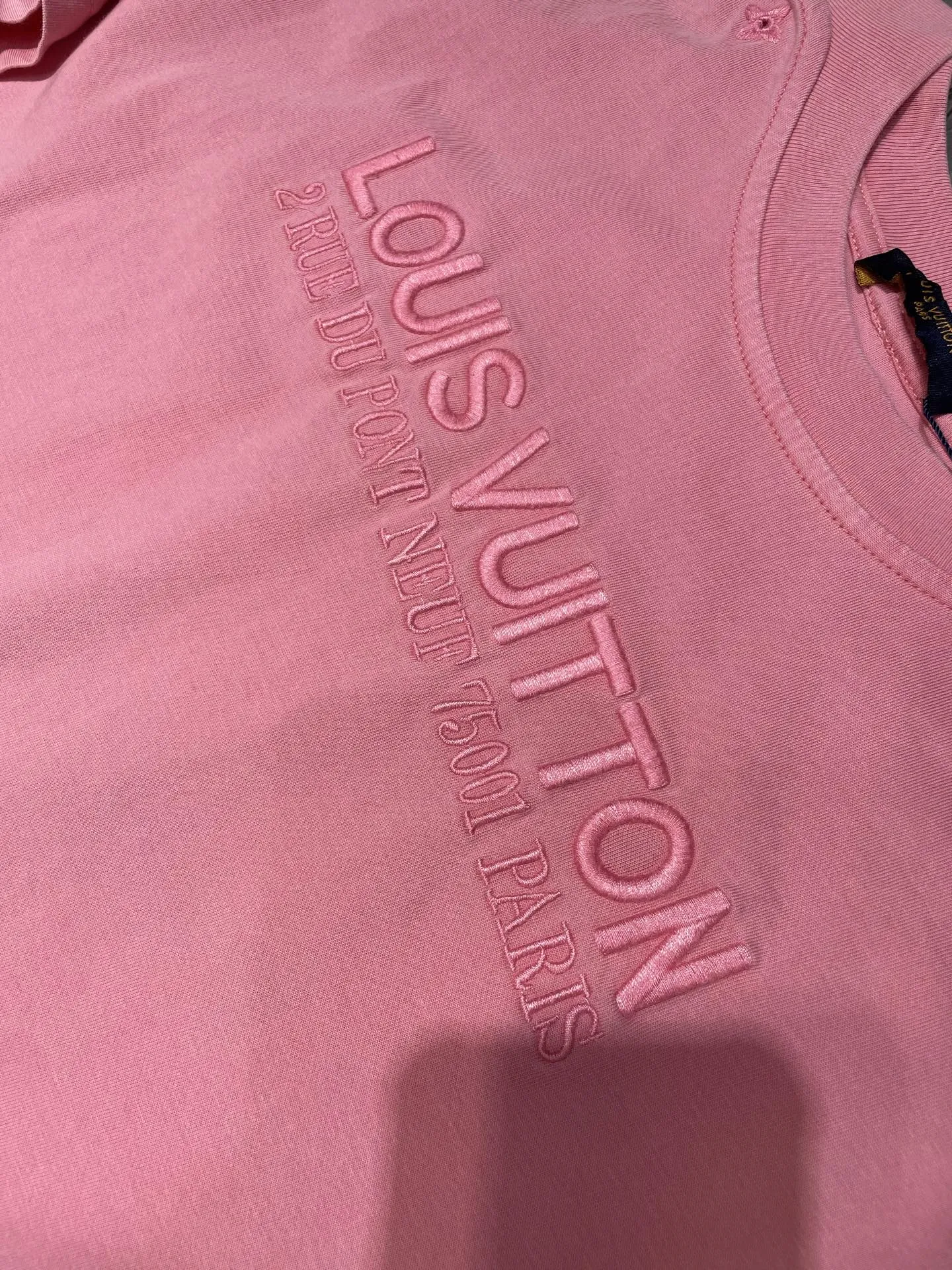 Louis Vuitton ピンク刺繍Tシャツ - 画像 (9)