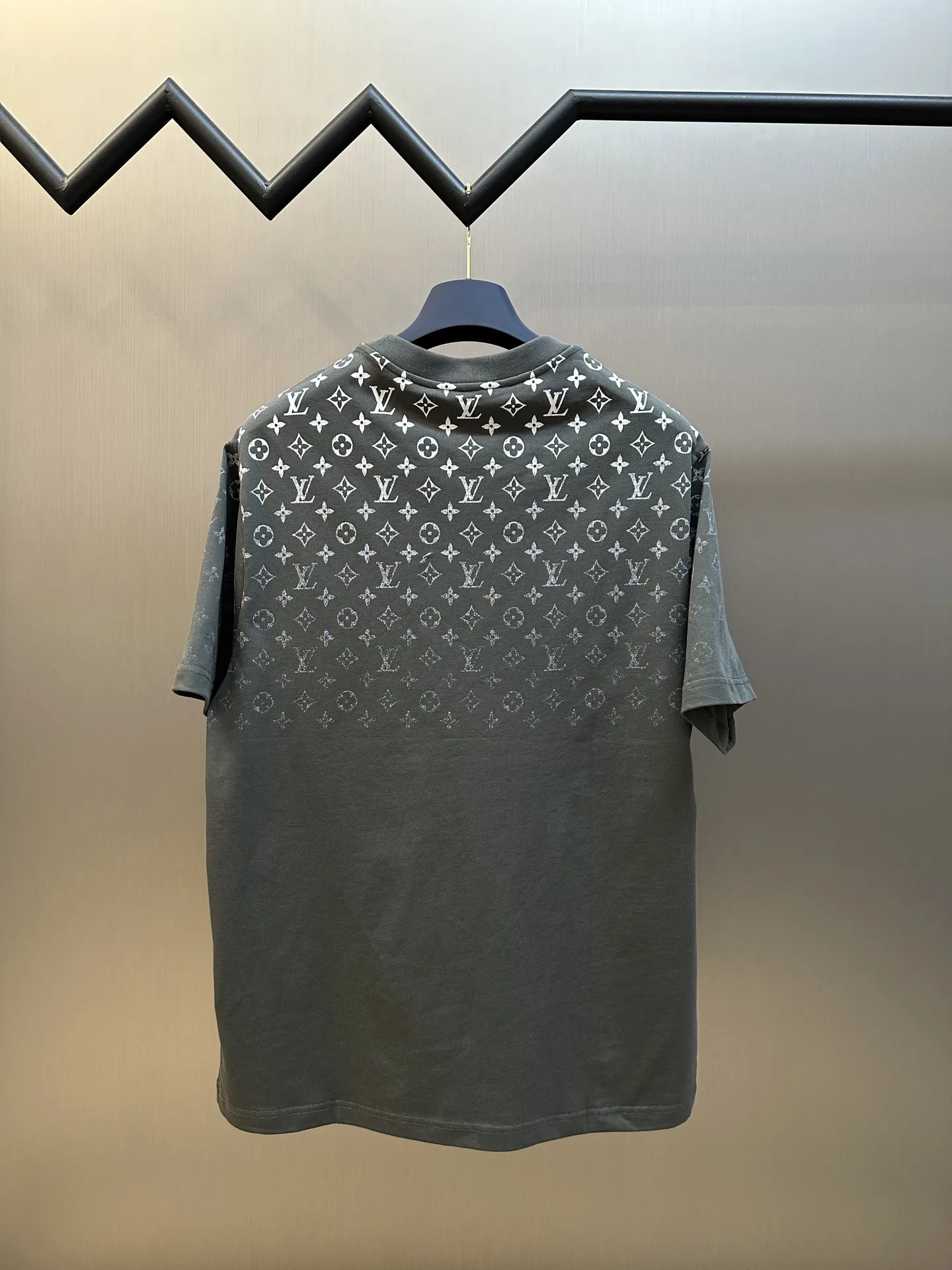 Louis Vuitton グレー グラデーションTシャツ - 画像 (5)