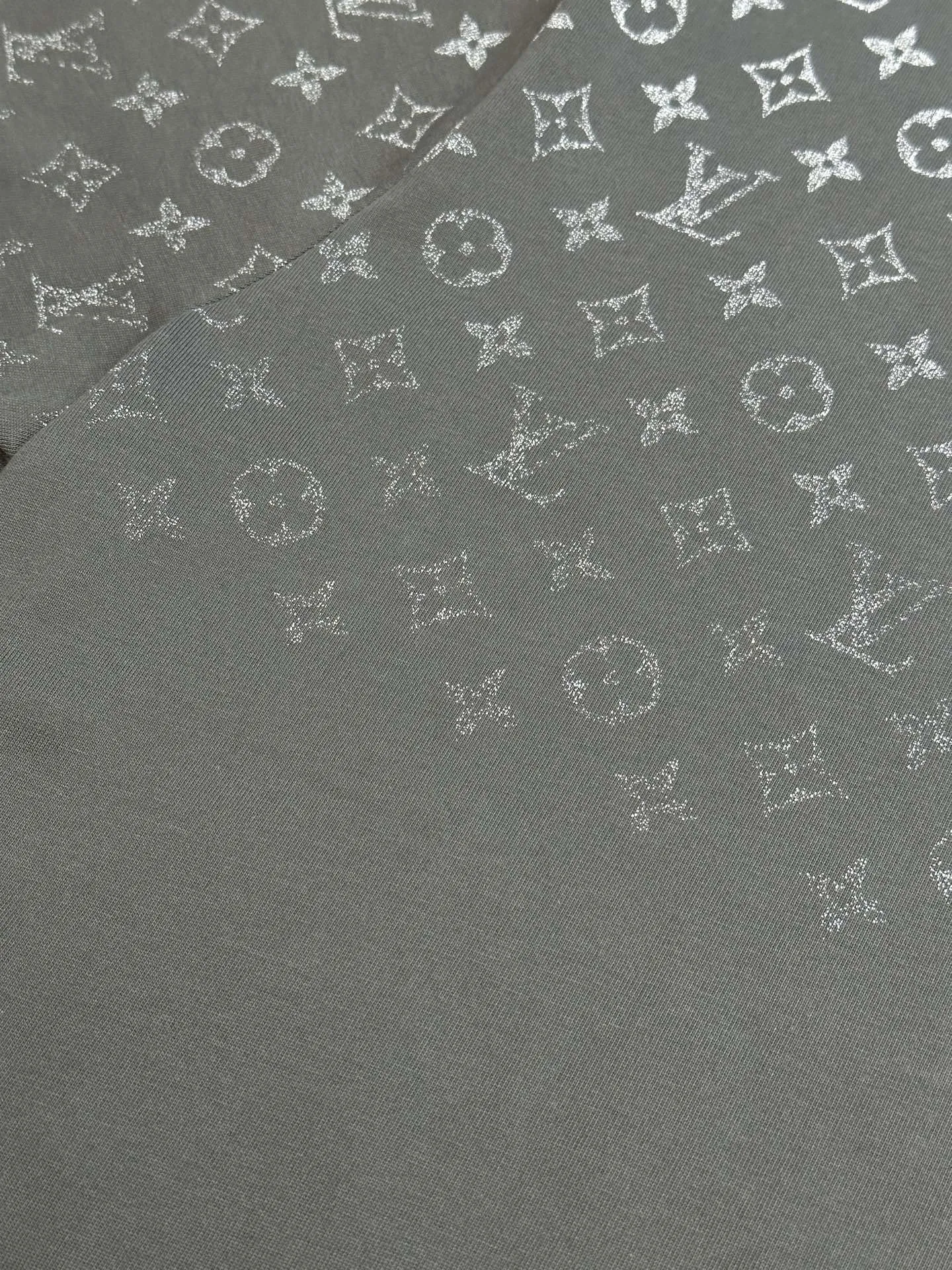 Louis Vuitton グレー グラデーションTシャツ - 画像 (7)