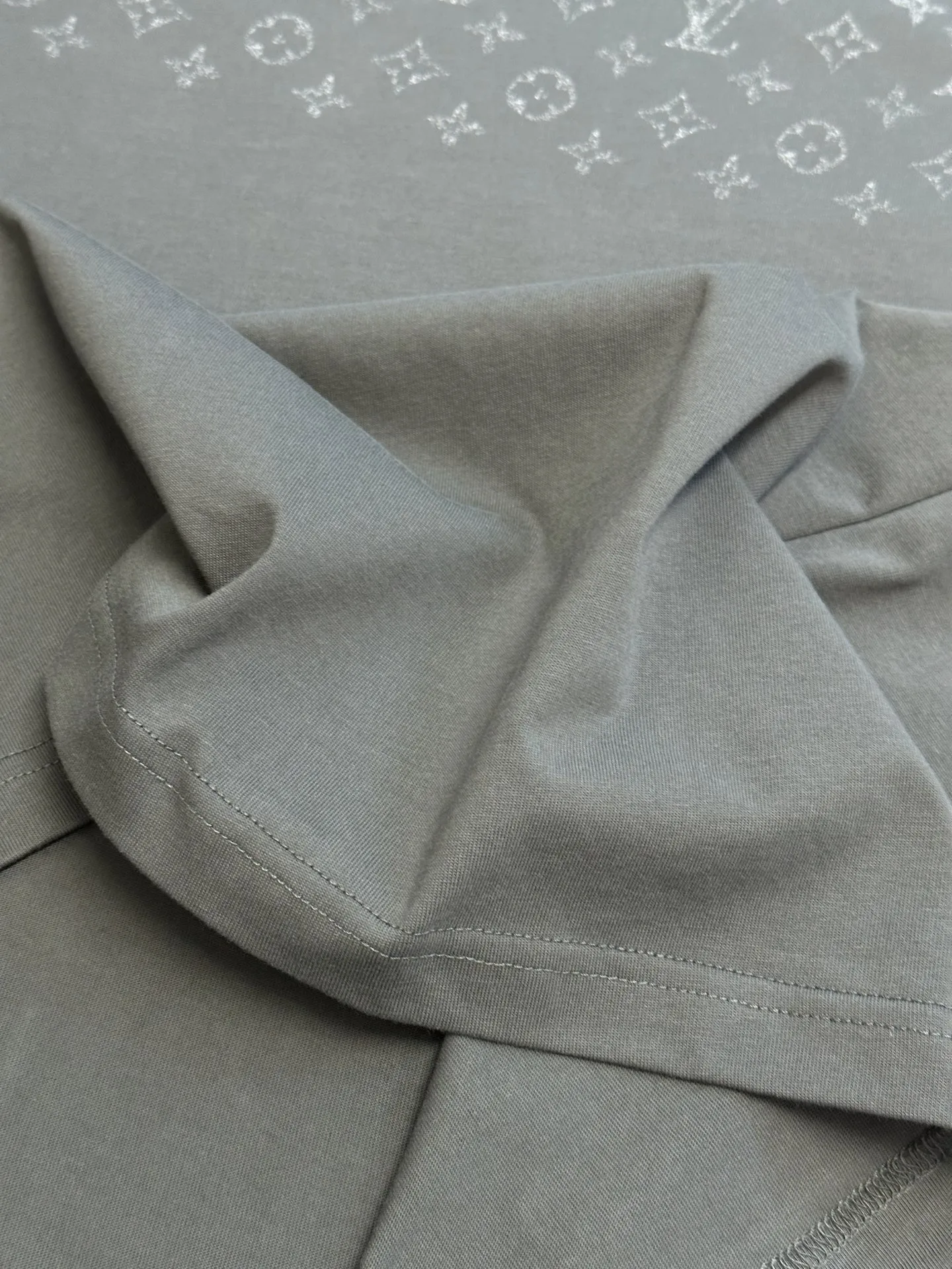 Louis Vuitton グレー グラデーションTシャツ - 画像 (10)