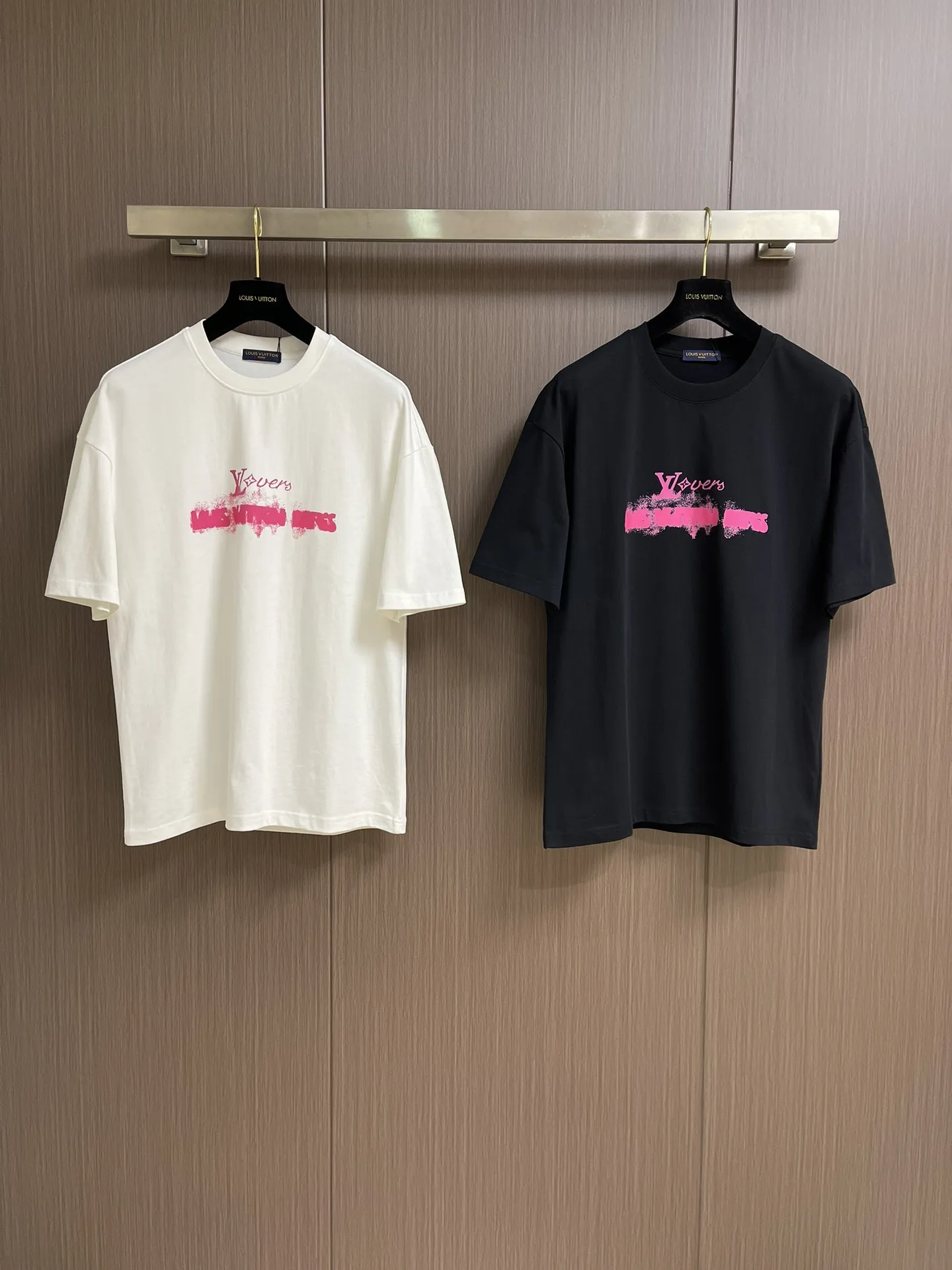 LV 白い印花短袖Tシャツ - 画像 (4)