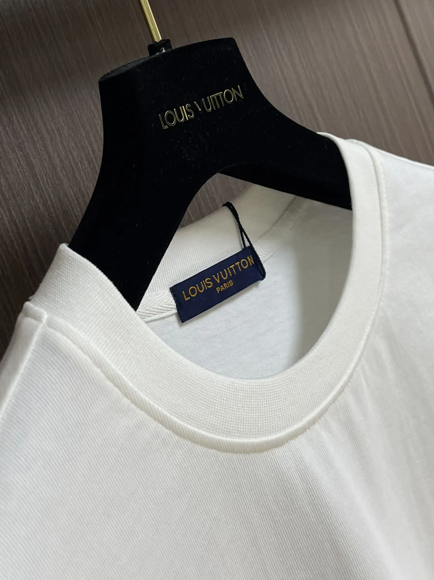 LV 白い印花短袖Tシャツ - 画像 (7)