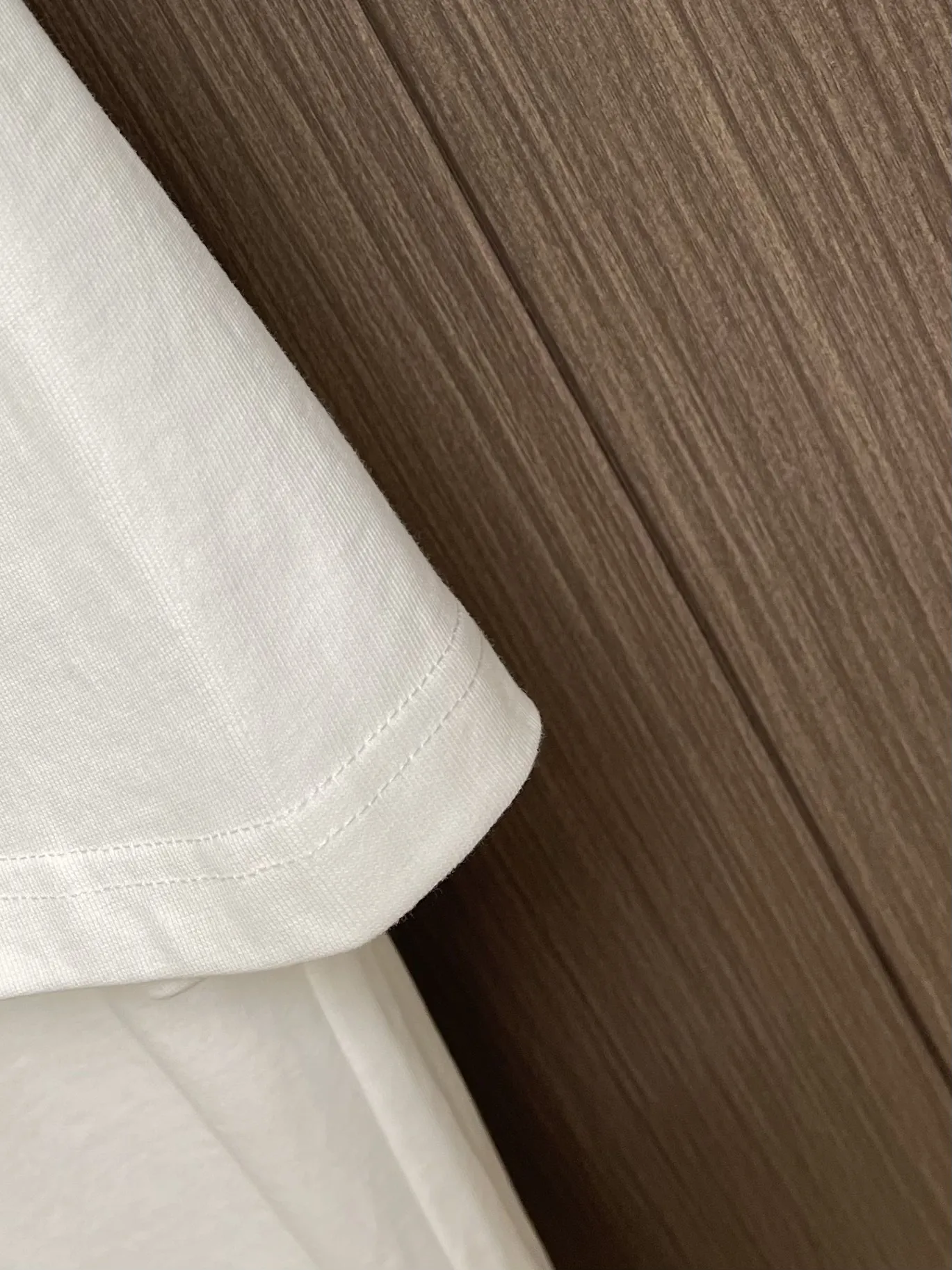 LV 白い印花短袖Tシャツ - 画像 (9)