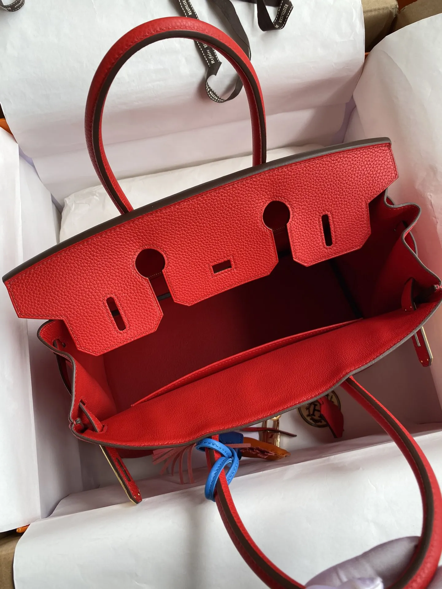 HERMÈS Birkin 30cm 赤 Togo皮 ゴールドバックル - 画像 (7)