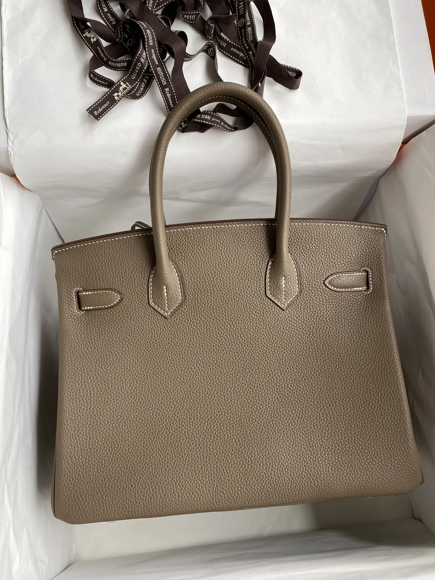 Hermès Birkin 30cm トゴ皮 エレファントグレー シルバーバックル - 画像 (4)