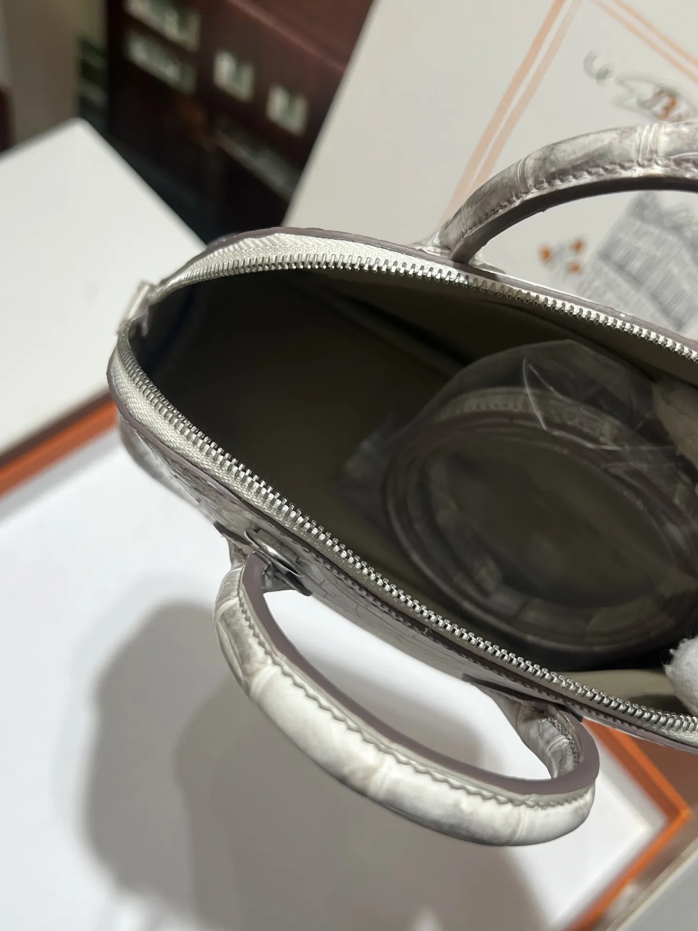 Hermes ボリッド ミニ グレー ホワイト クロコダイルハンドメイド - 画像 (9)