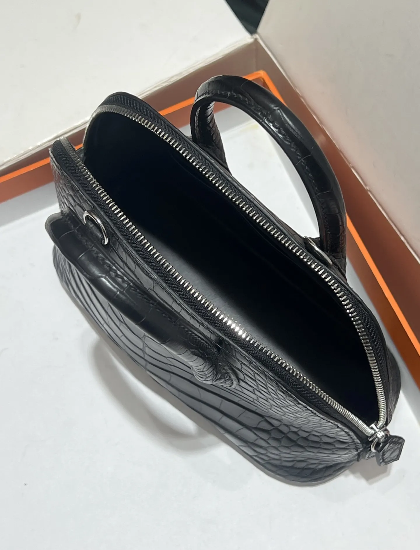 HERMESボリードミニブラッククロコ型押しバッグ - 画像 (10)