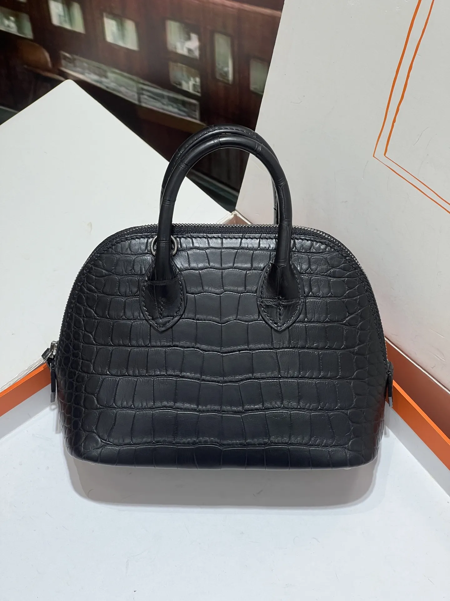 Hermes ブラッククロコダイルミニボーリングバッグ - 画像 (4)