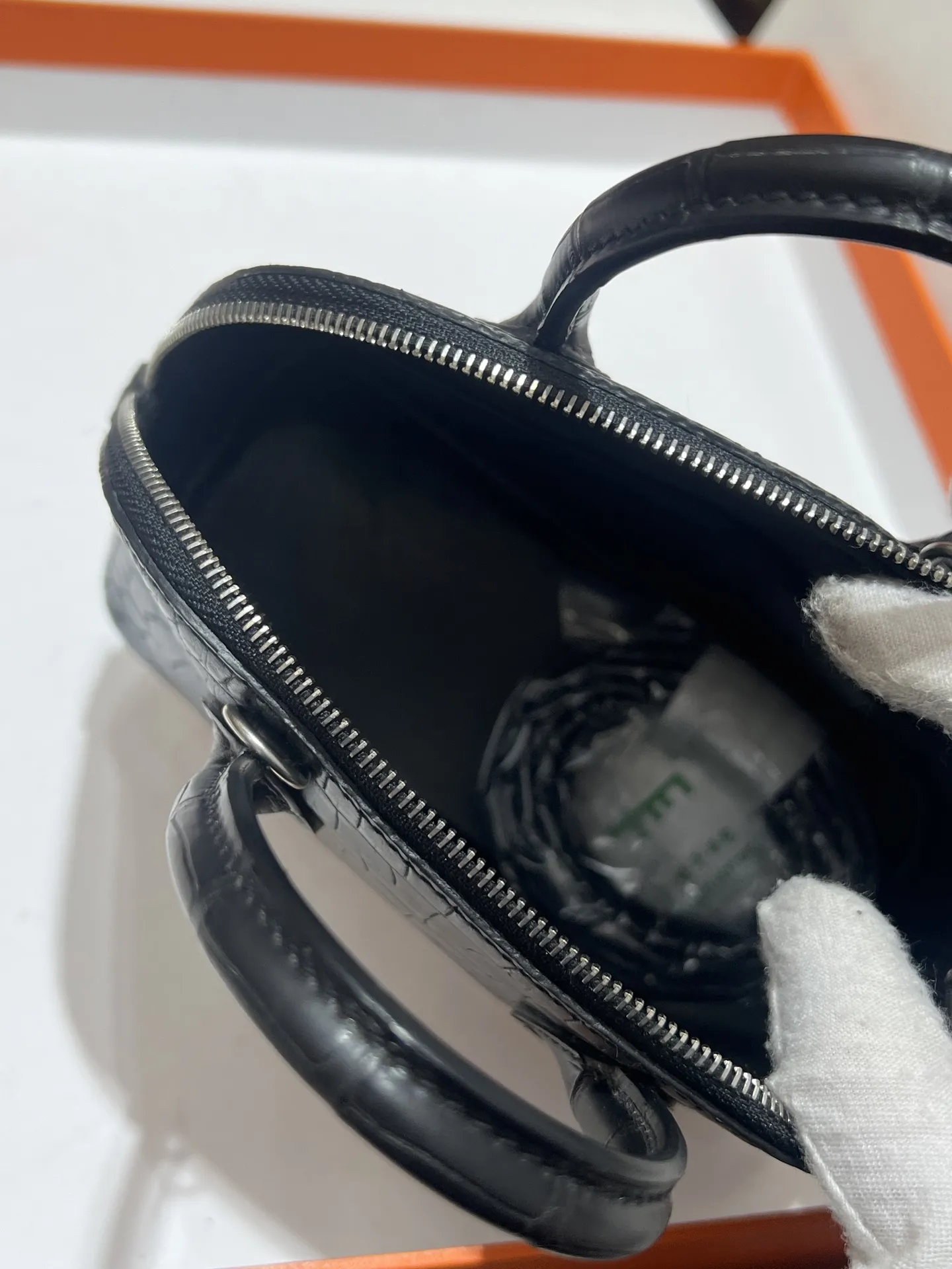 Hermes ブラッククロコダイルミニボーリングバッグ - 画像 (9)