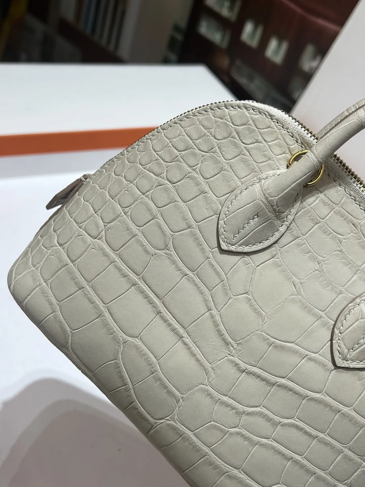 HERMES 8L 氷河白 クロコダイル バッグ - 画像 (7)