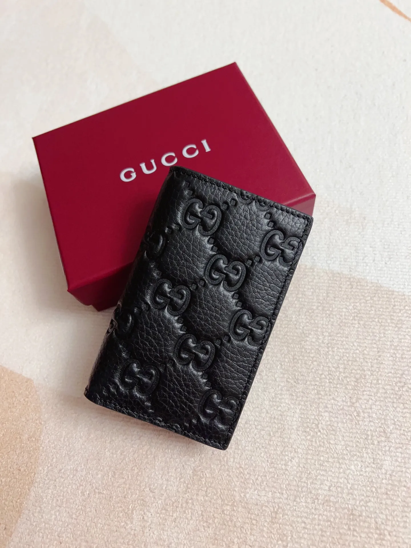 Gucci GG Emblem 黒 フルレザーウォレット