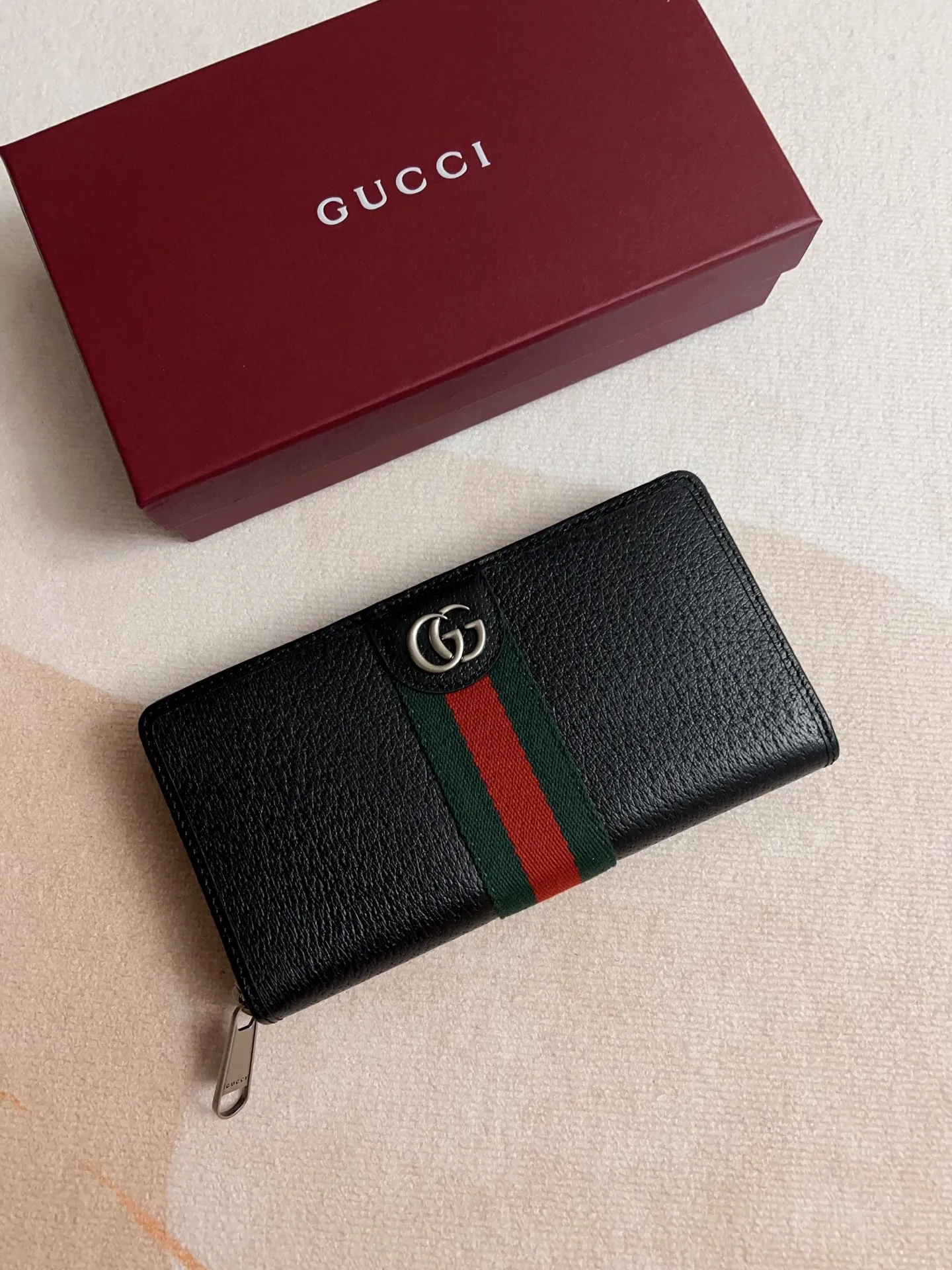 Gucci オフィディア 黒 長財布 ジップウォレット